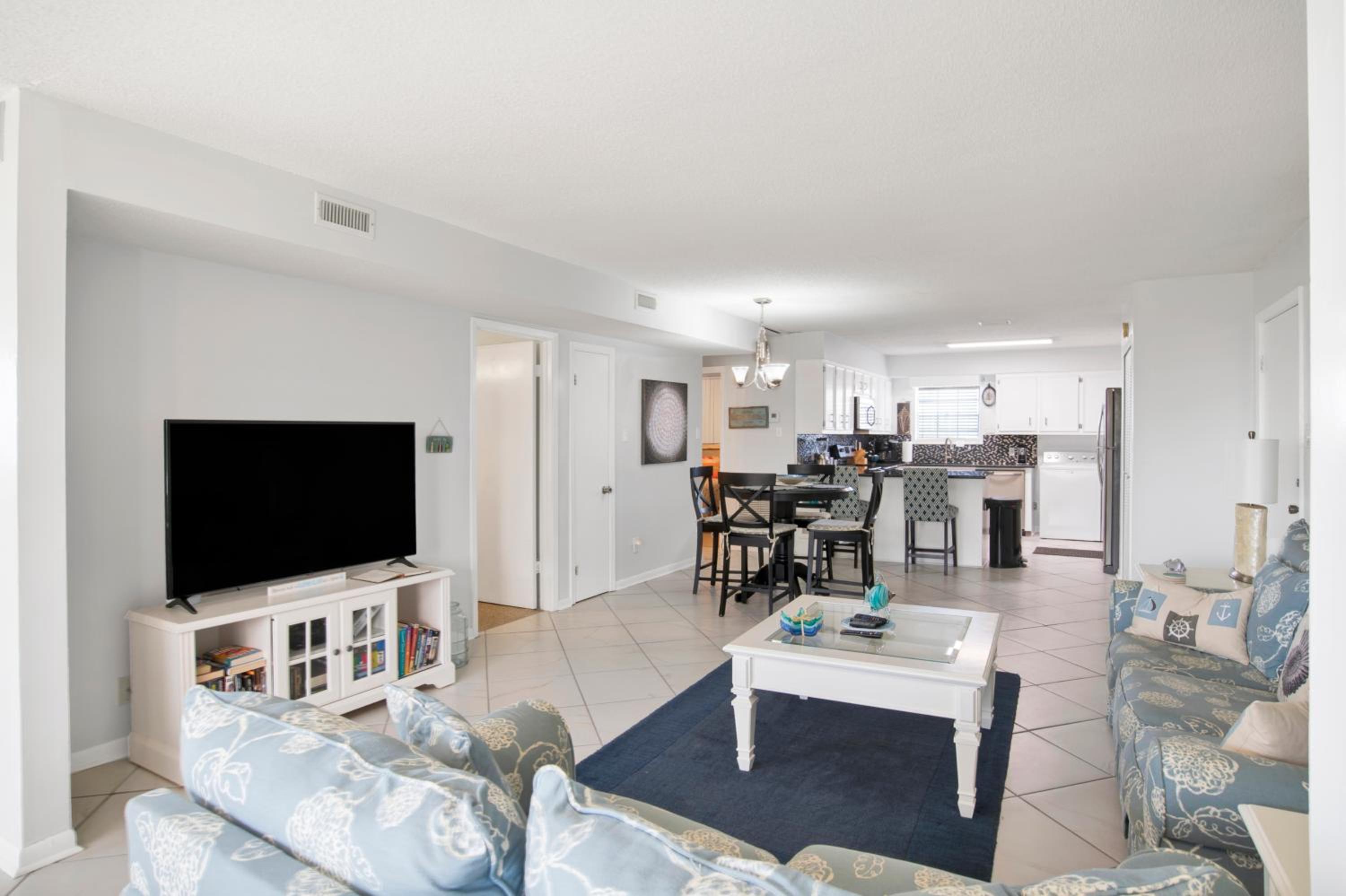 Studio Apartment with Sea View photo 1