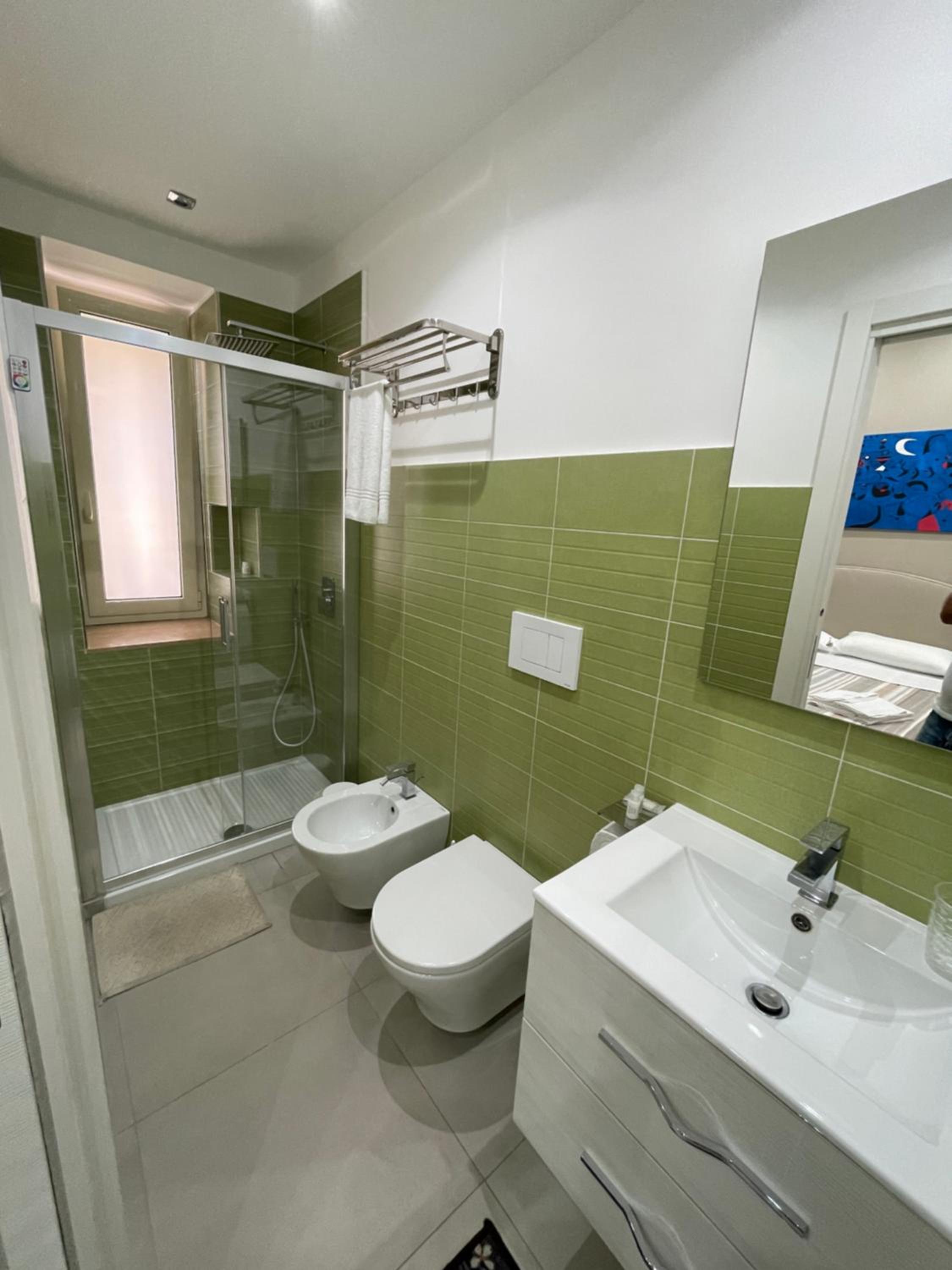 One-Bedroom House - Photo 5
