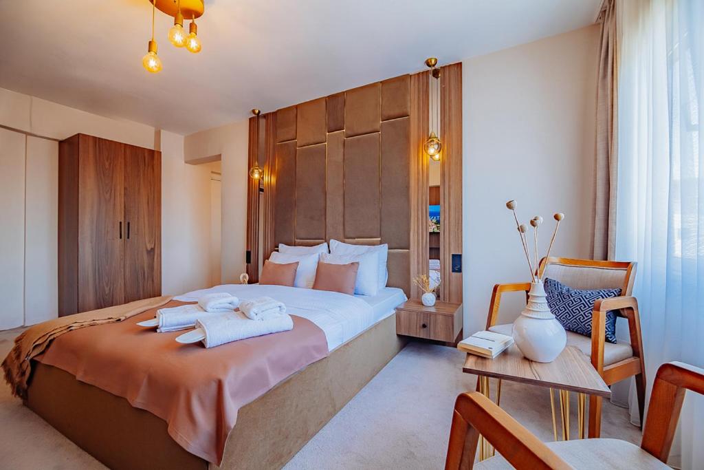 Suite with City View photo 2