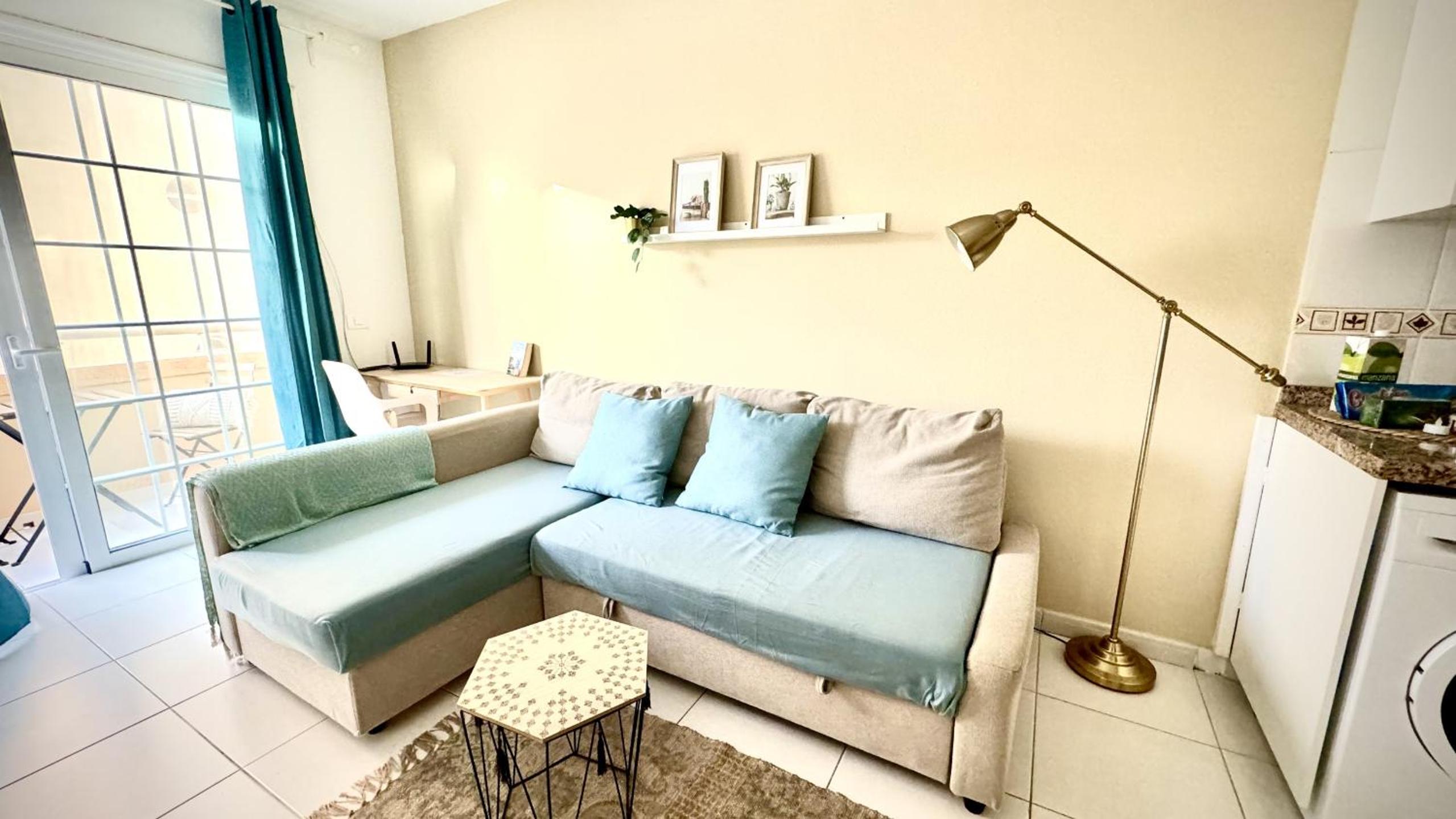 Apartamento con Balcón
