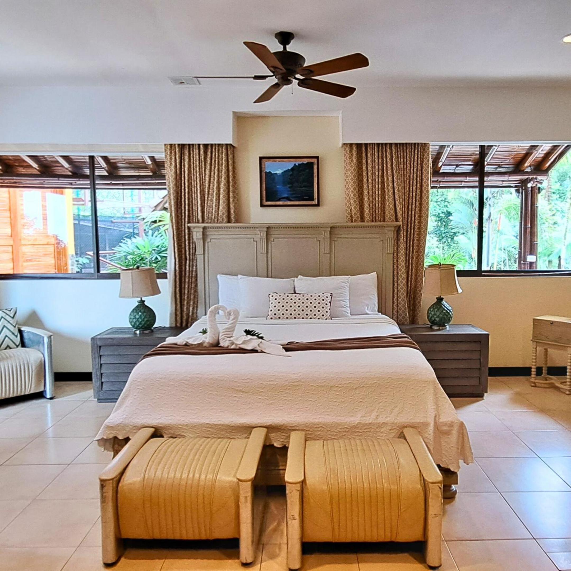 Twin Room With Private Bathroom photo 1