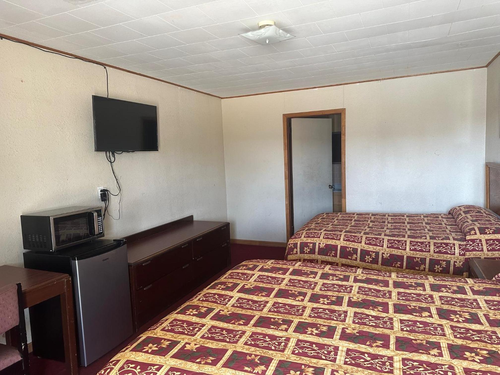 Double Or Twin Room With Private Bathroom