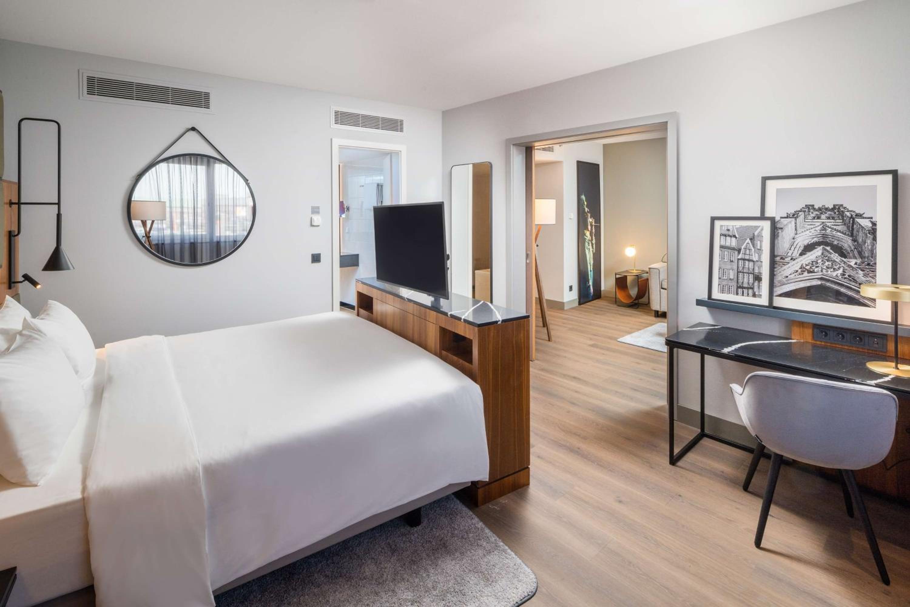 One-Bedroom Suite