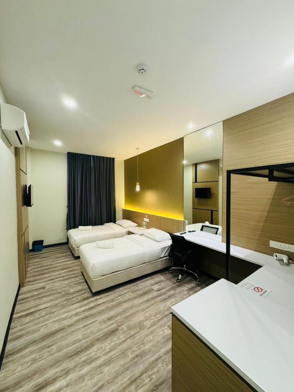 Standard Twin Room photo 1
