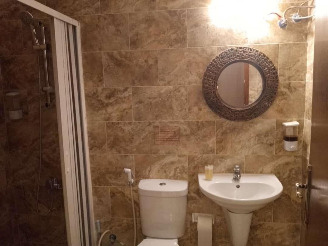 Deluxe Queen Room photo 2
