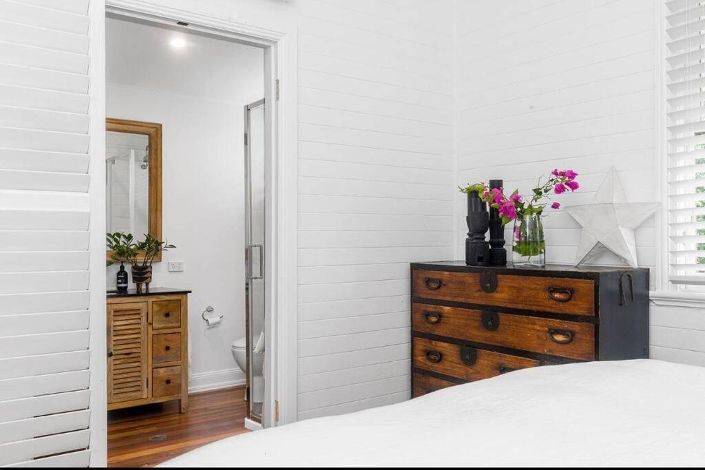 One-Bedroom House photo 1