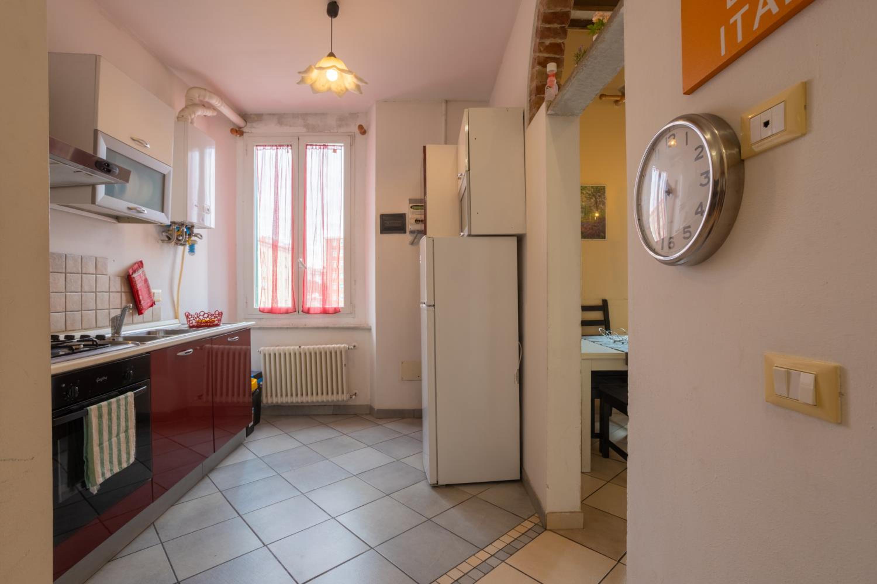 Two-Bedroom Apartment - Photo 9