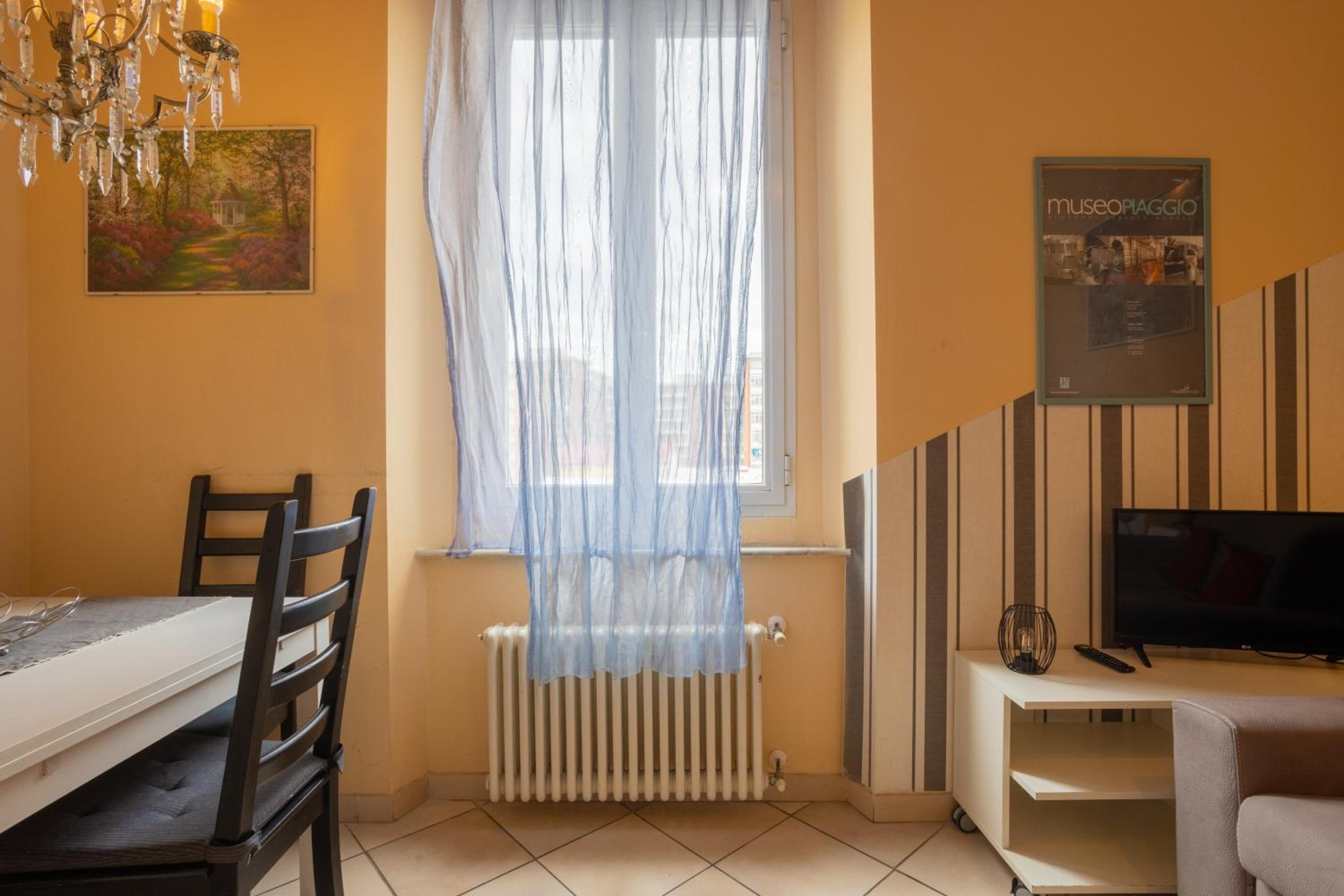 Two-Bedroom Apartment - Photo 19