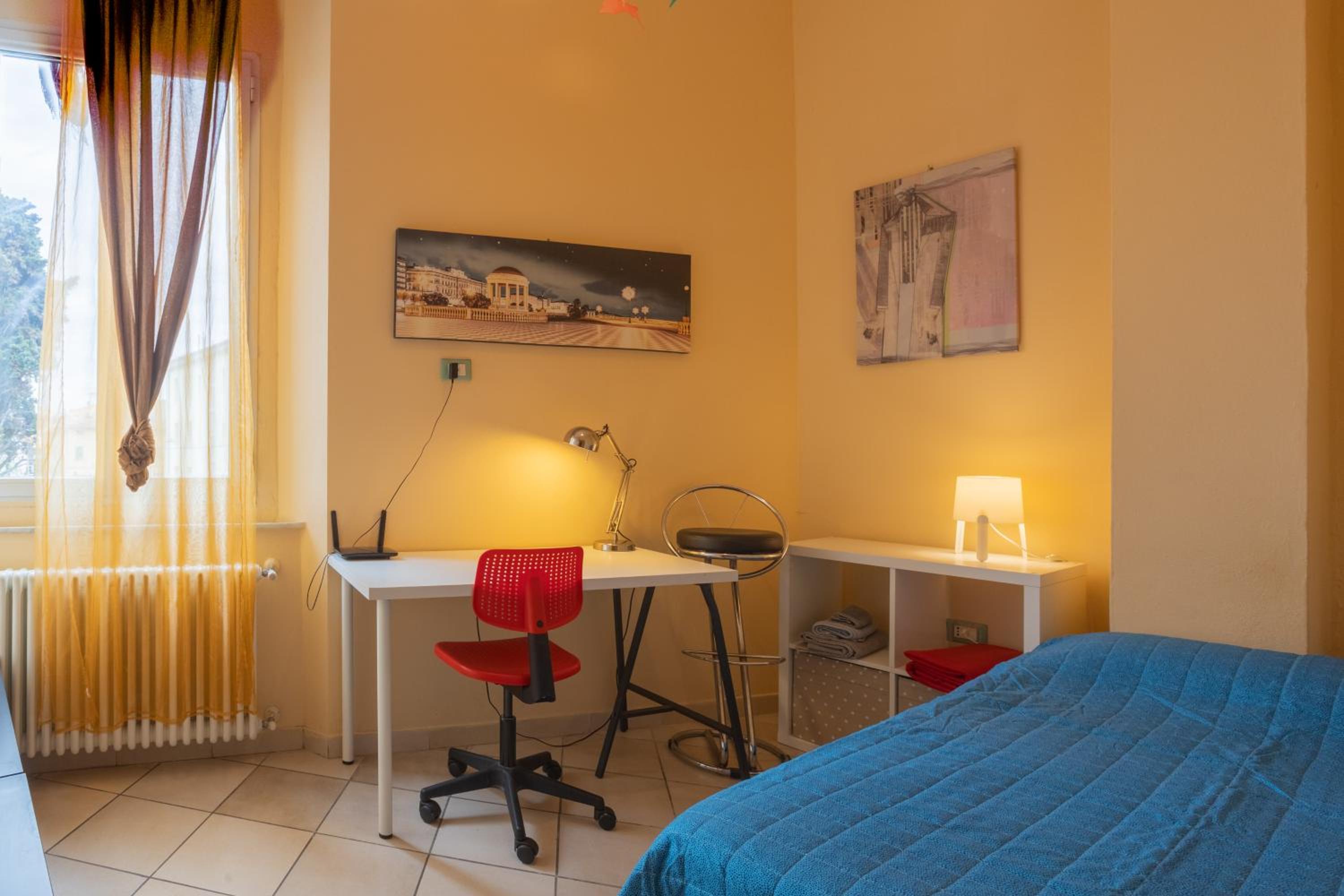 Two-Bedroom Apartment - Photo 24