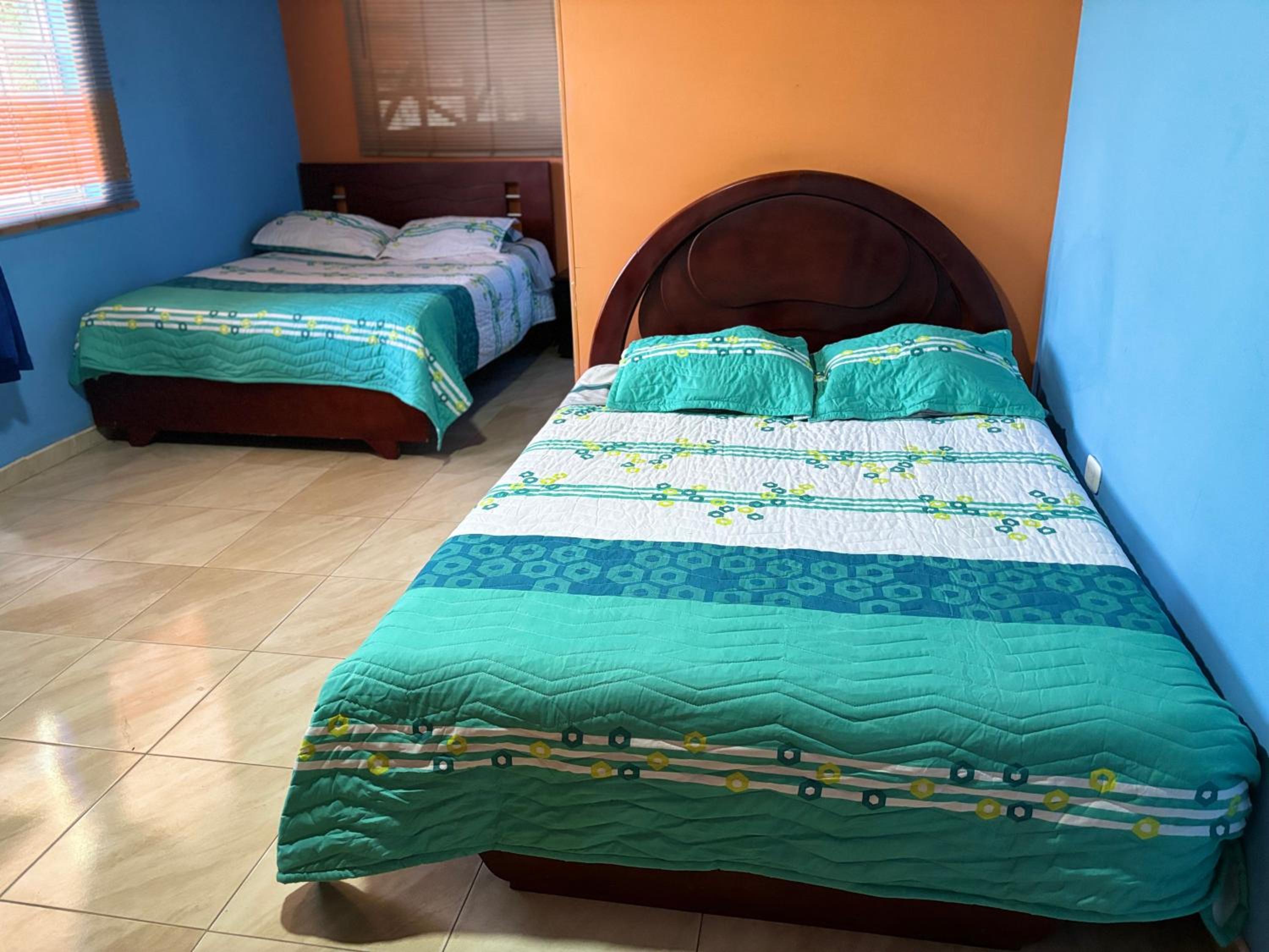 Quadruple Room with Private Bathroom photo 1