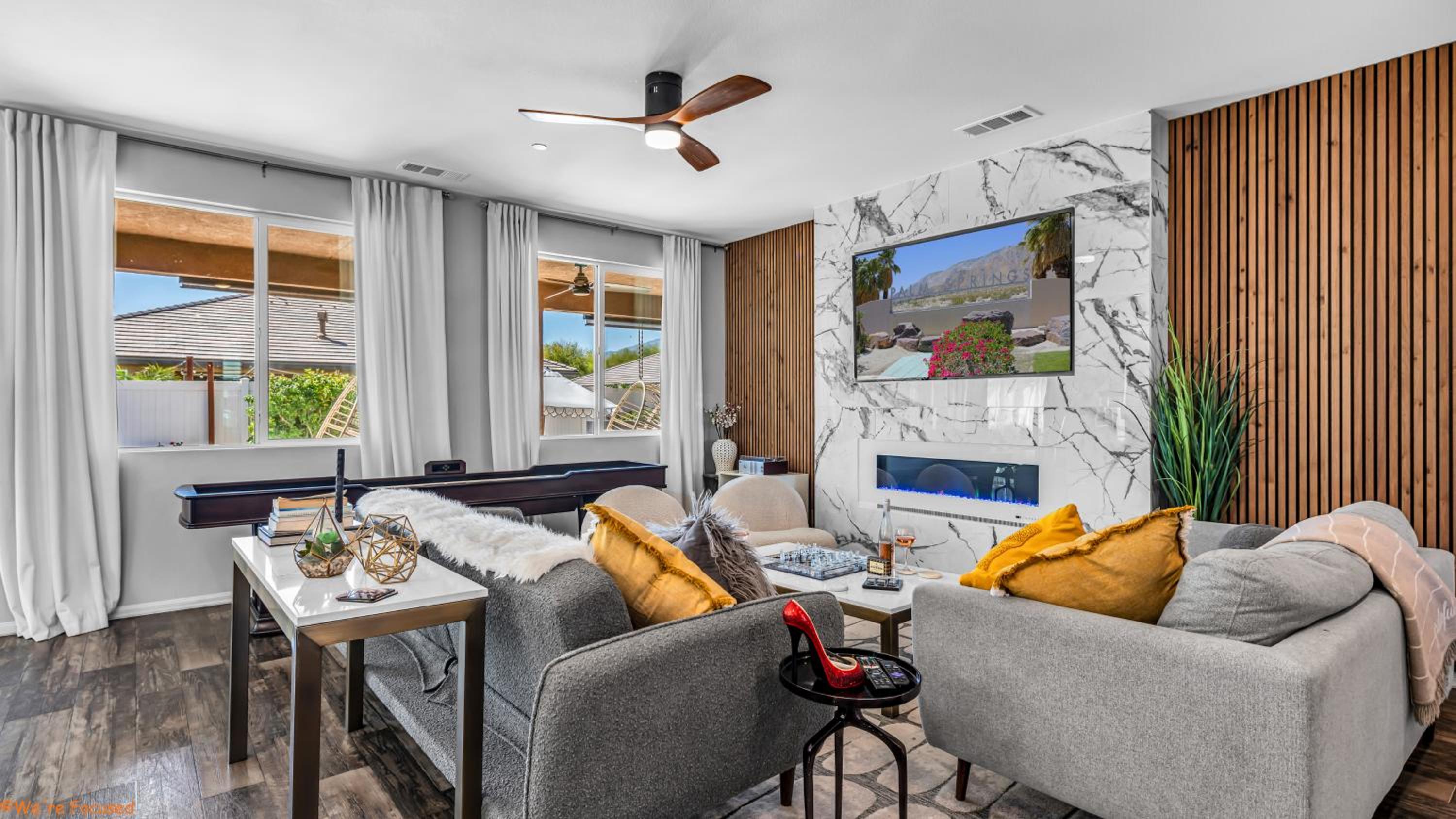 Deluxe Family Room photo 1