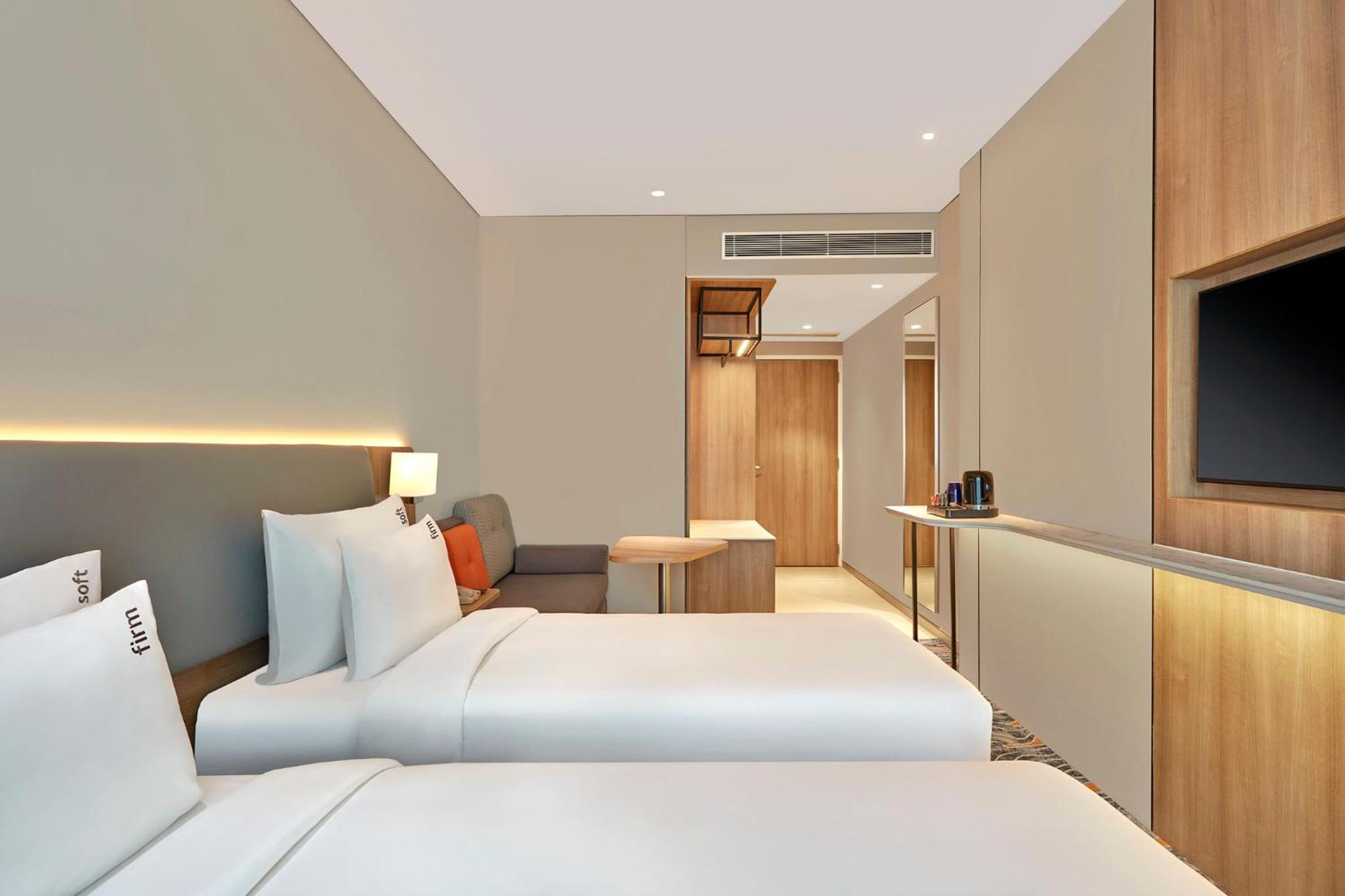Standard Twin Room - Photo 6