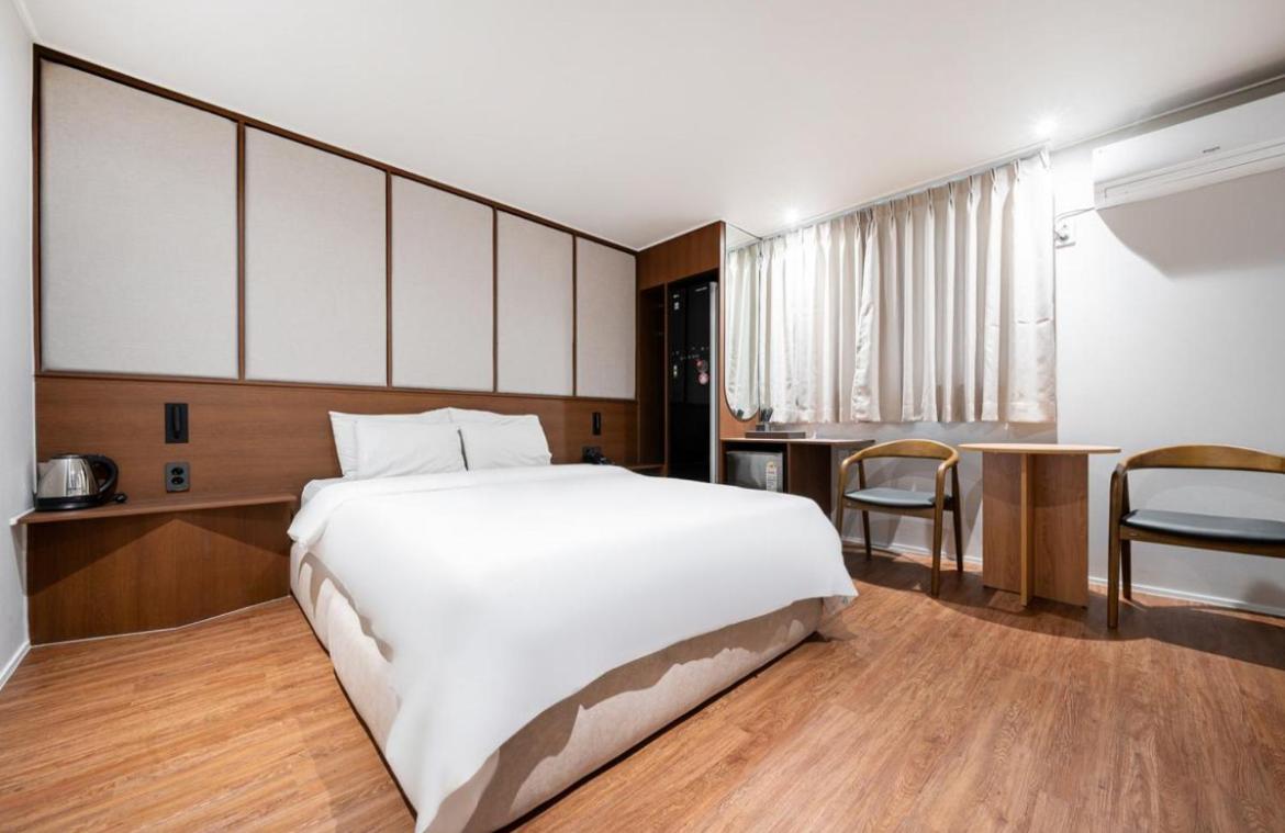 Premium Double Room