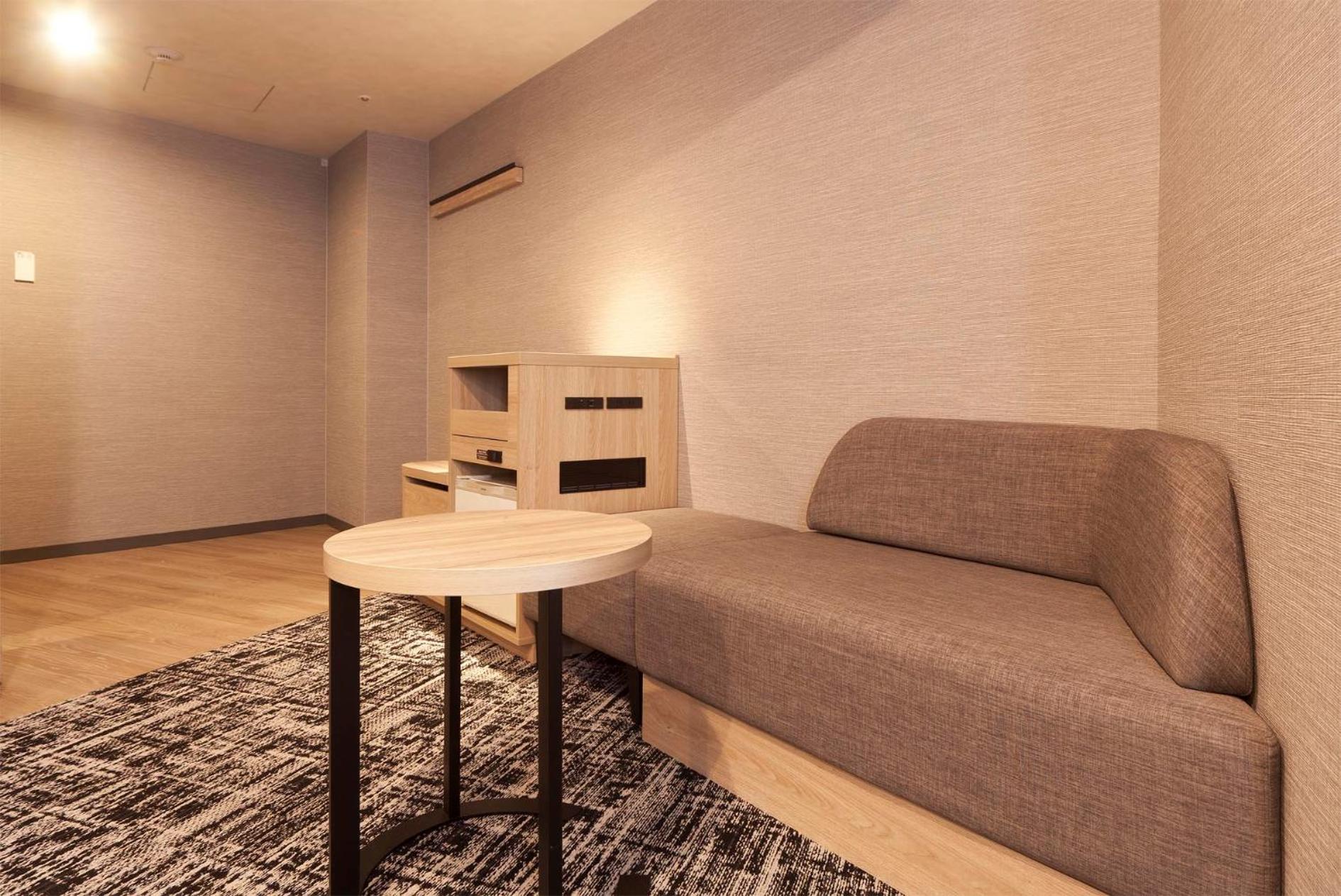 Triple Room with Bathroom - Photo 2