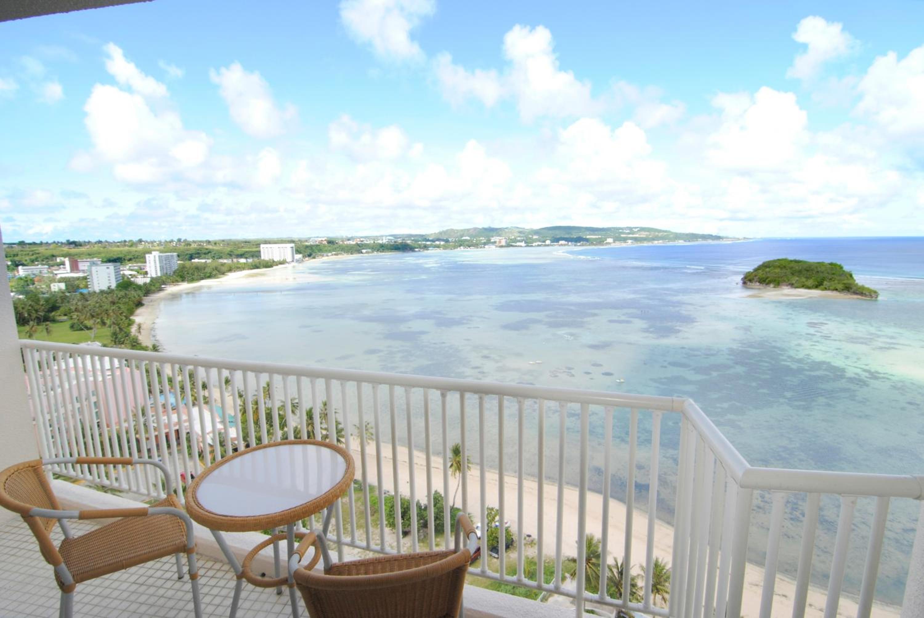 Wing Ocean Front – Short Stay (2 Adults) photo 1