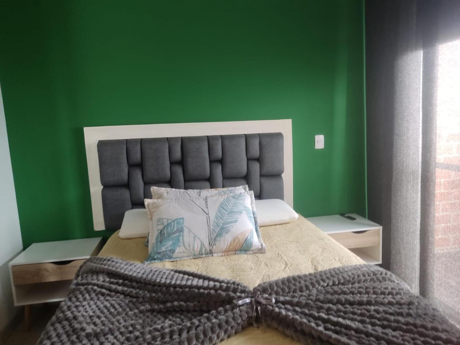 Three-Bedroom Apartment photo 3