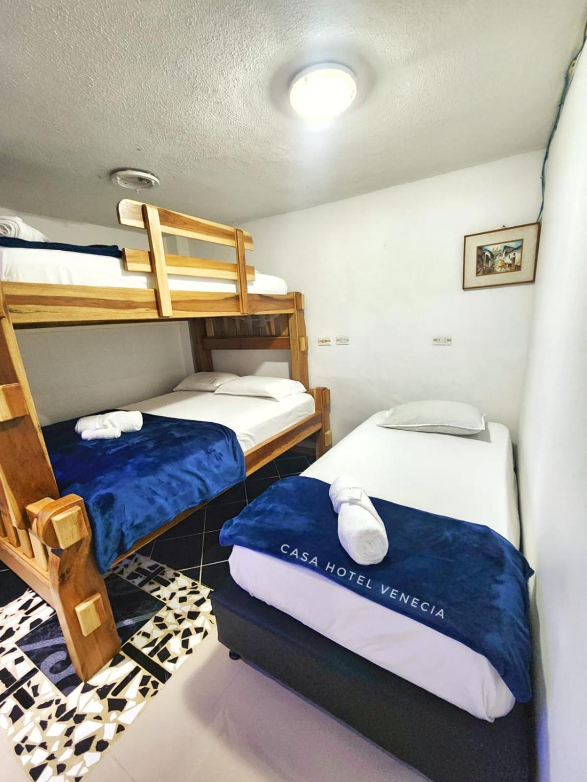 Classic Quadruple Room photo 3