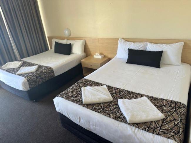 Economy Twin Room photo 1