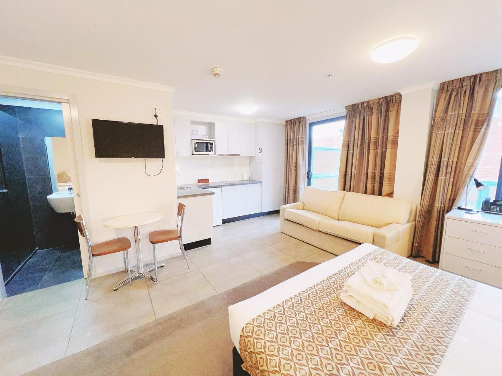 Family Suite - Photo 4
