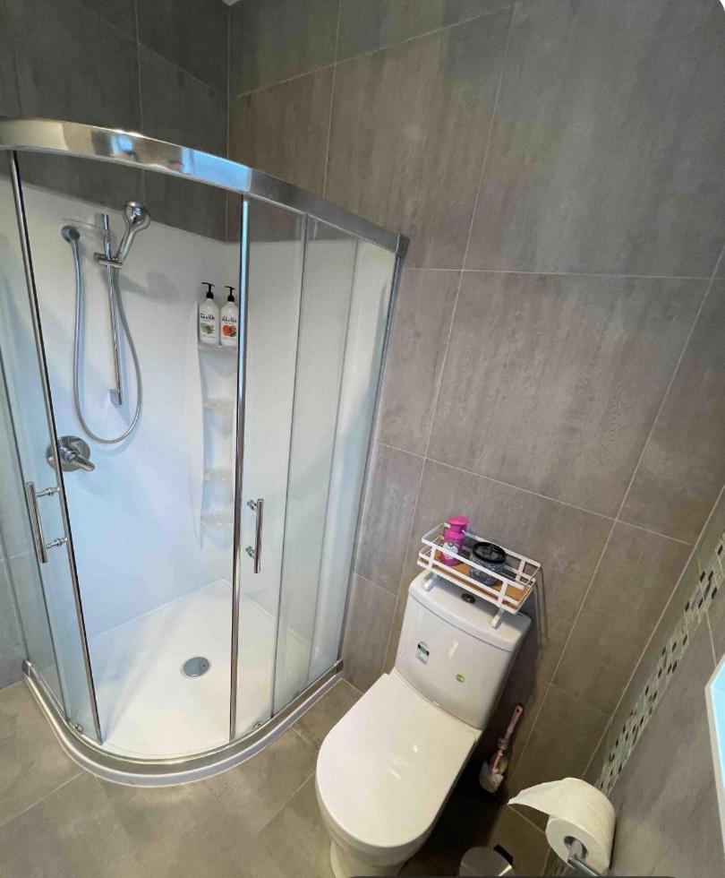 Double Room With Private Bathroom photo 3
