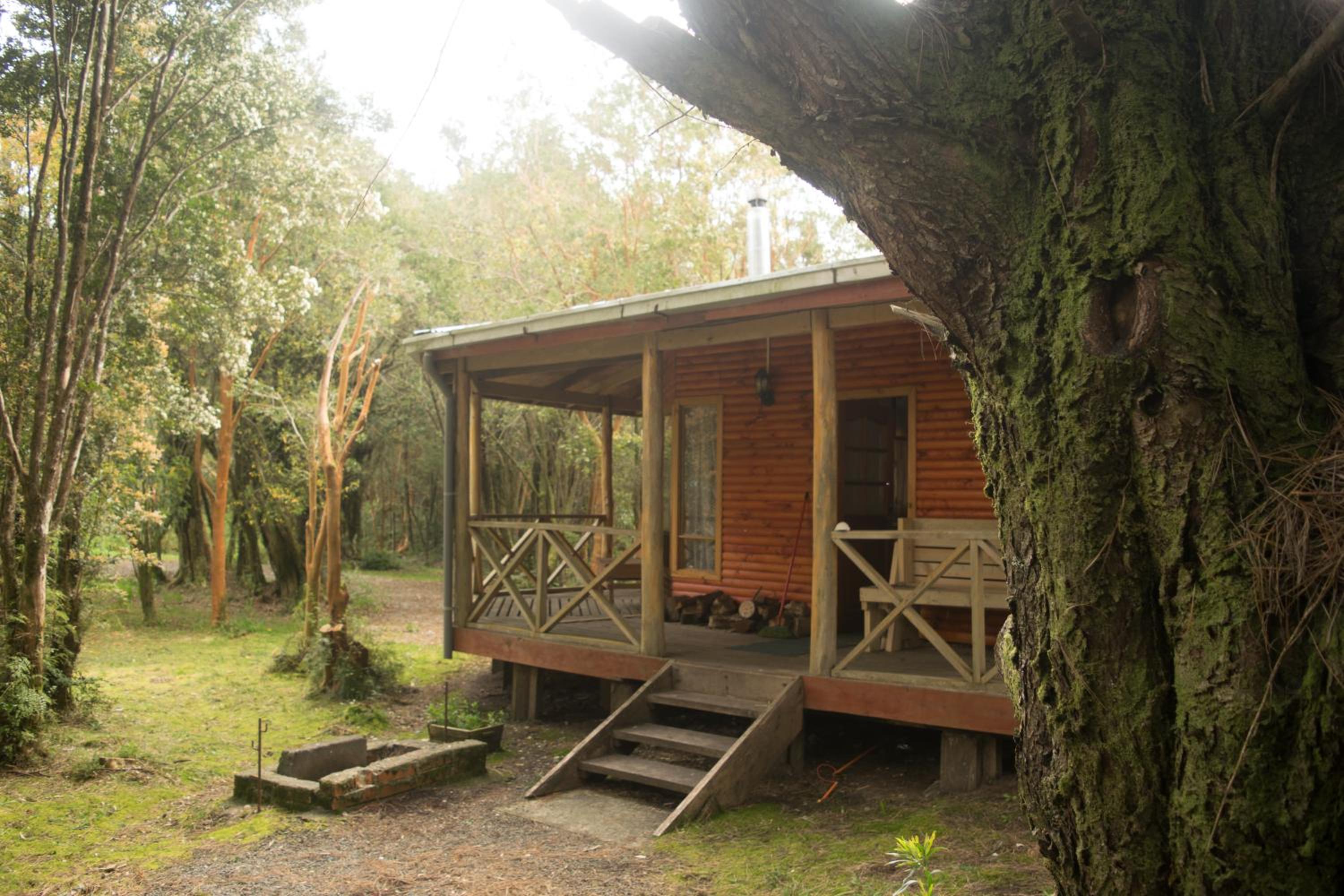 Two-Bedroom Bungalow (5 Adults) photo 1