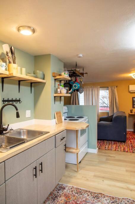 Two-Bedroom House photo 2