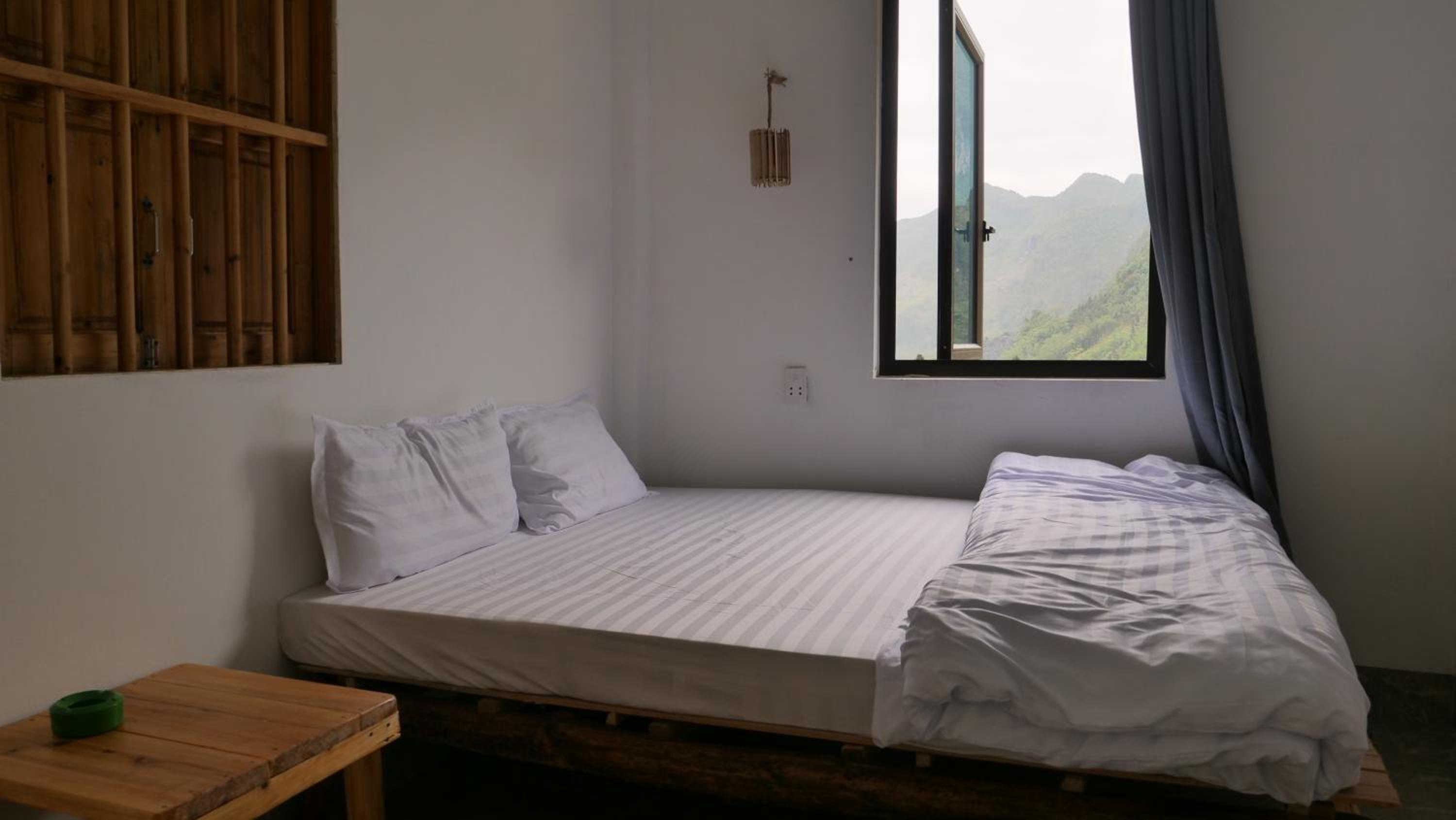 King Room with Mountain View photo 1