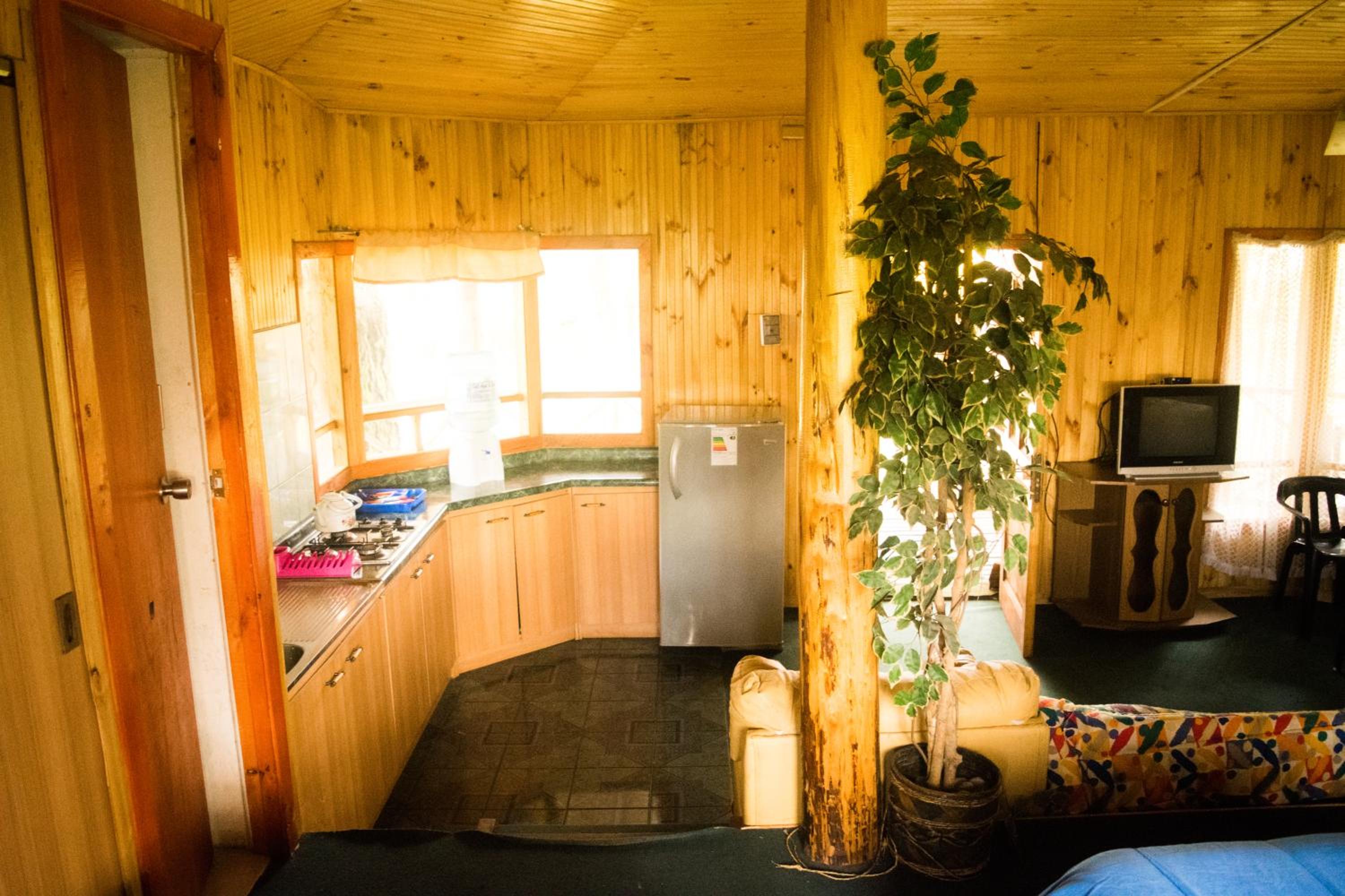 Two-Bedroom Bungalow (5 Adults) photo 3