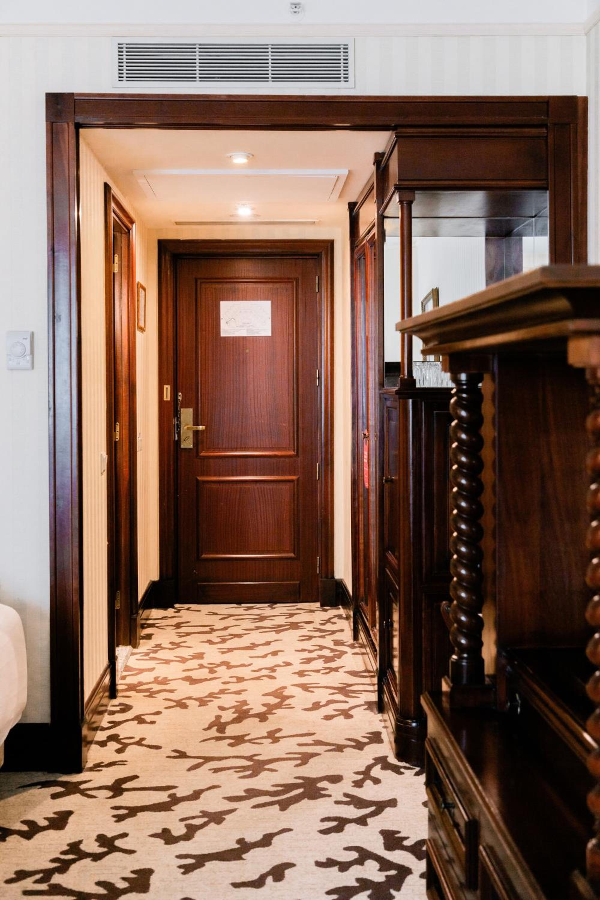 Standard Twin Room - Photo 5