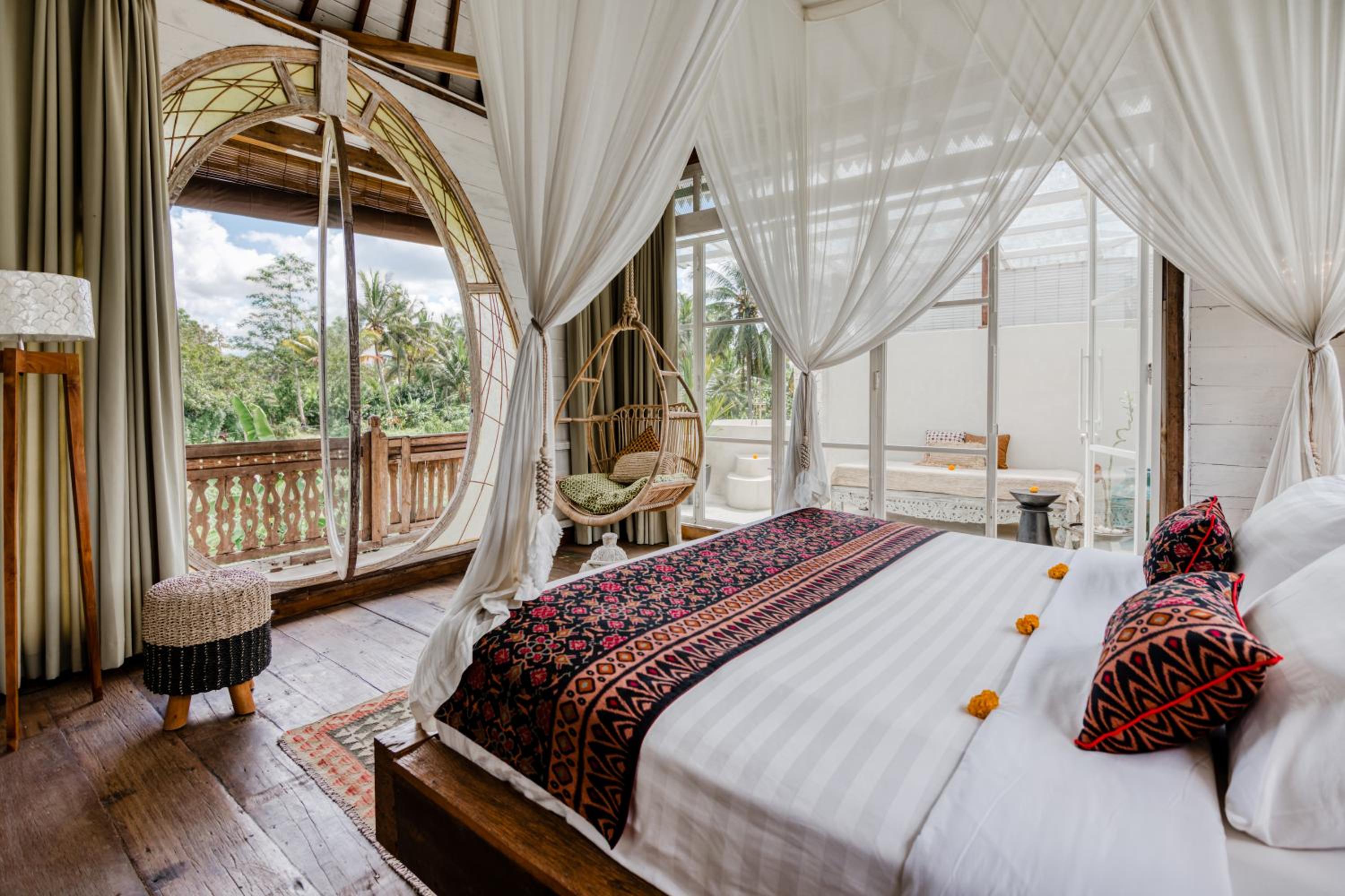 Deluxe Double or Twin Suite with Outdoor Bath