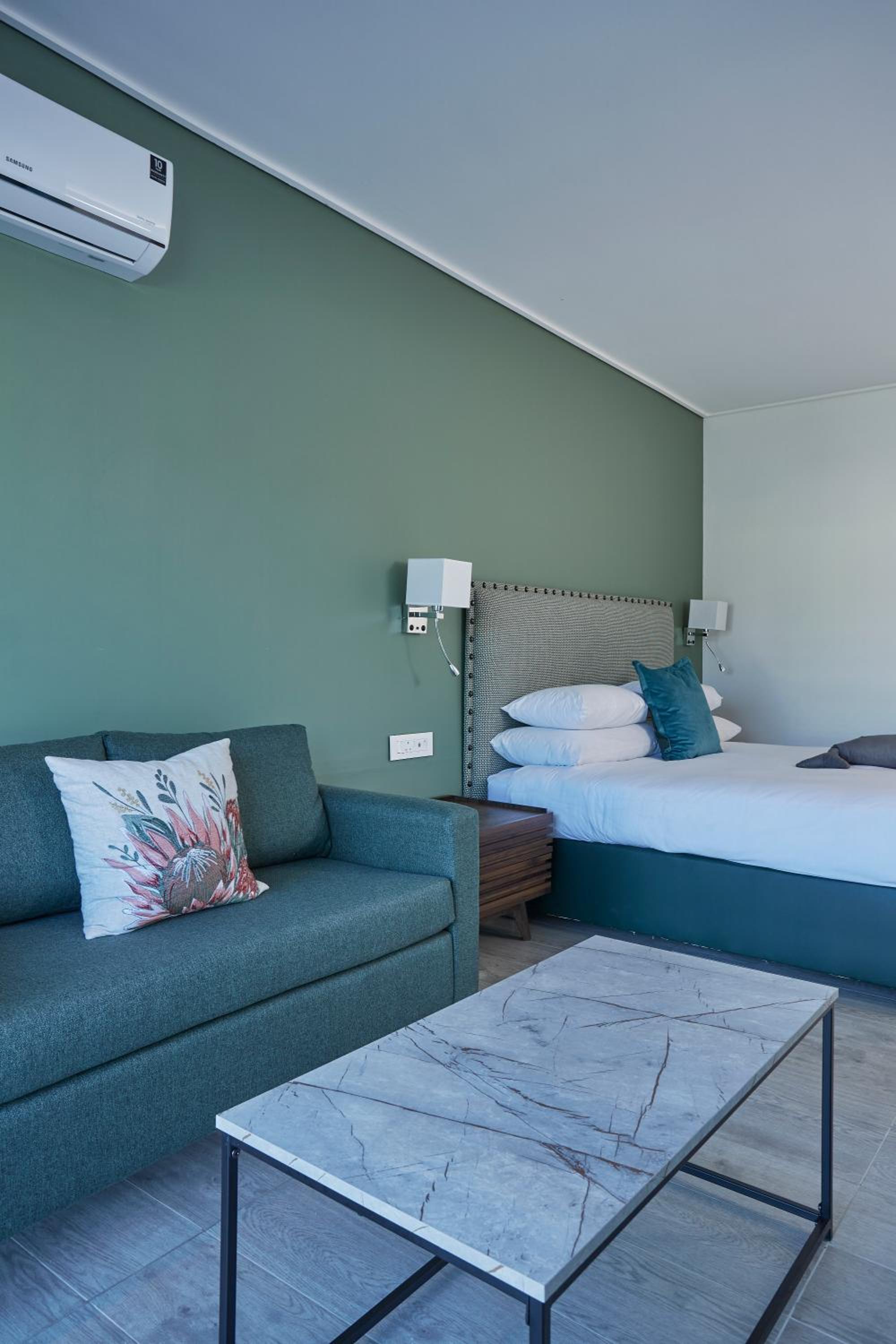 Standard Double Room - Photo 3