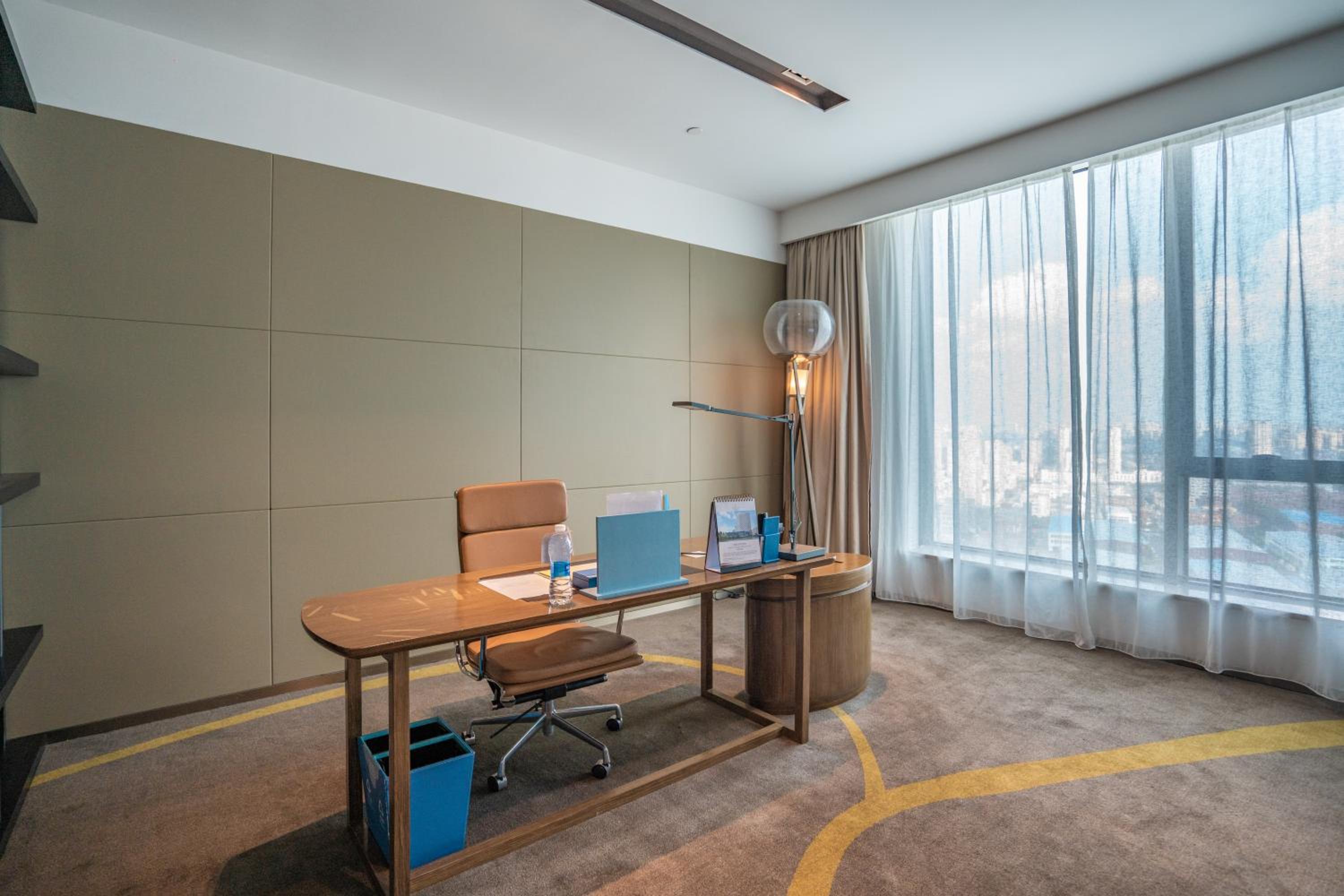 Executive Deluxe Suite photo 3