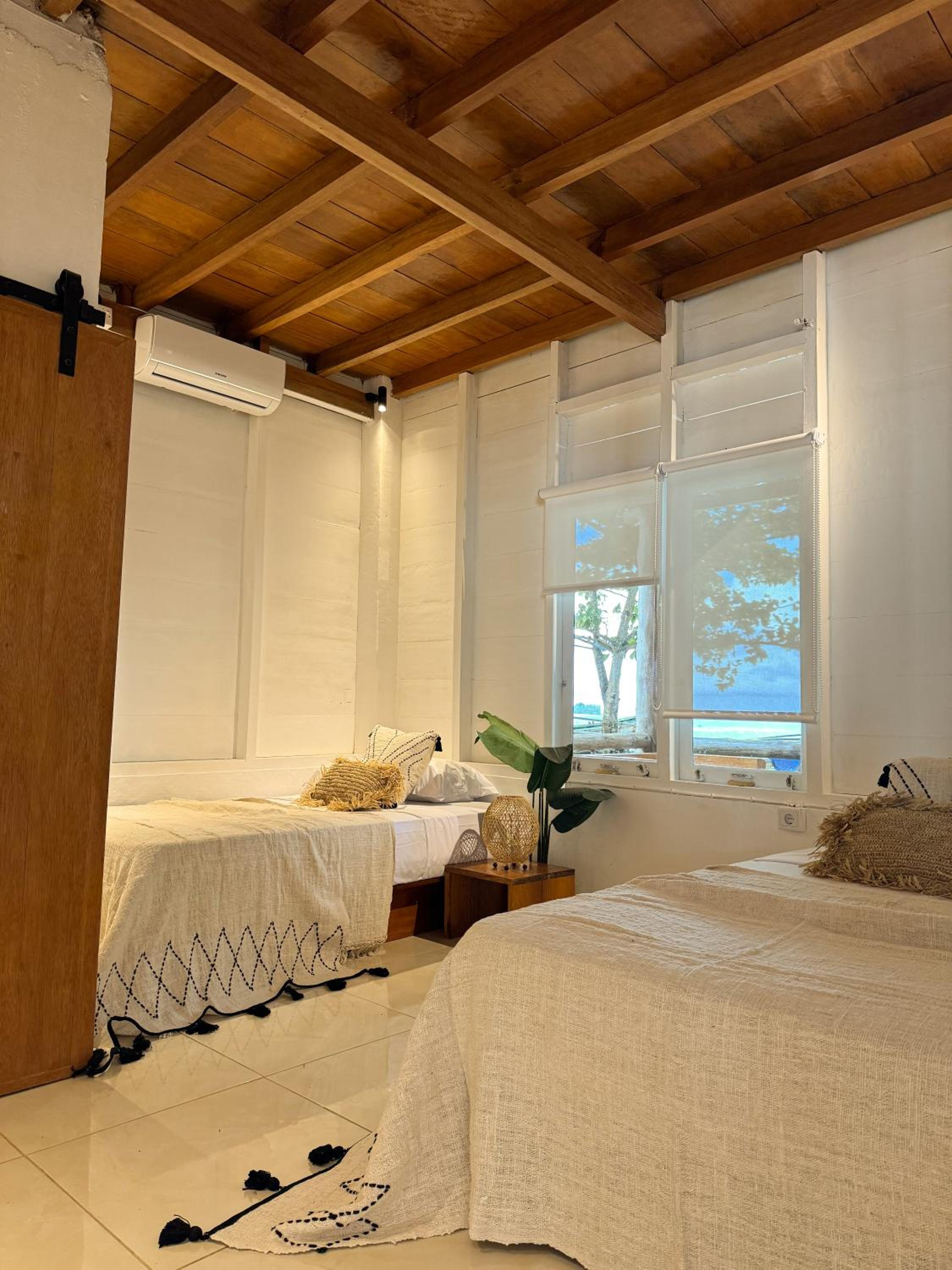 Twin Room with Sea View photo 1