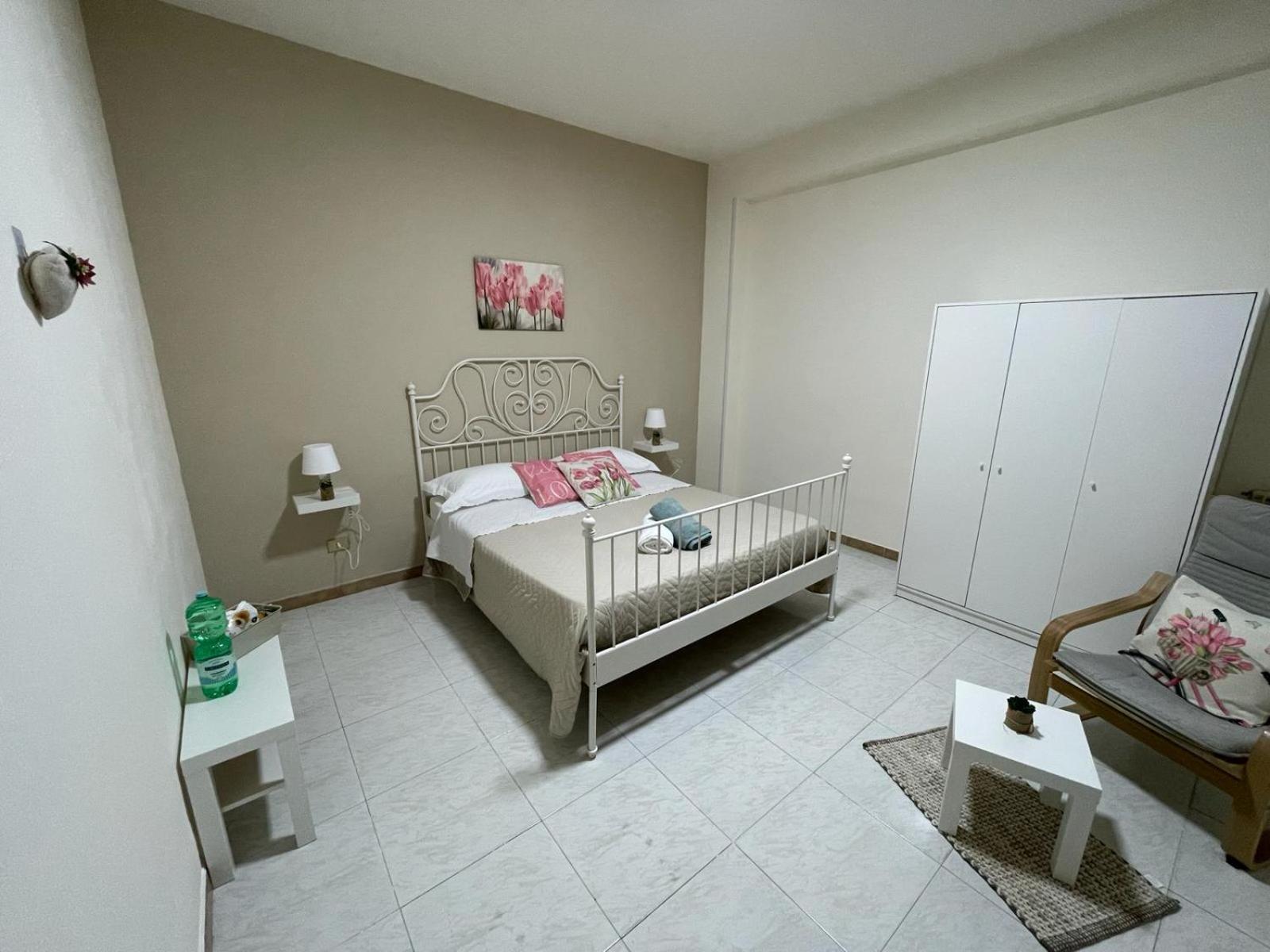 Double Room with Private Bathroom photo 1