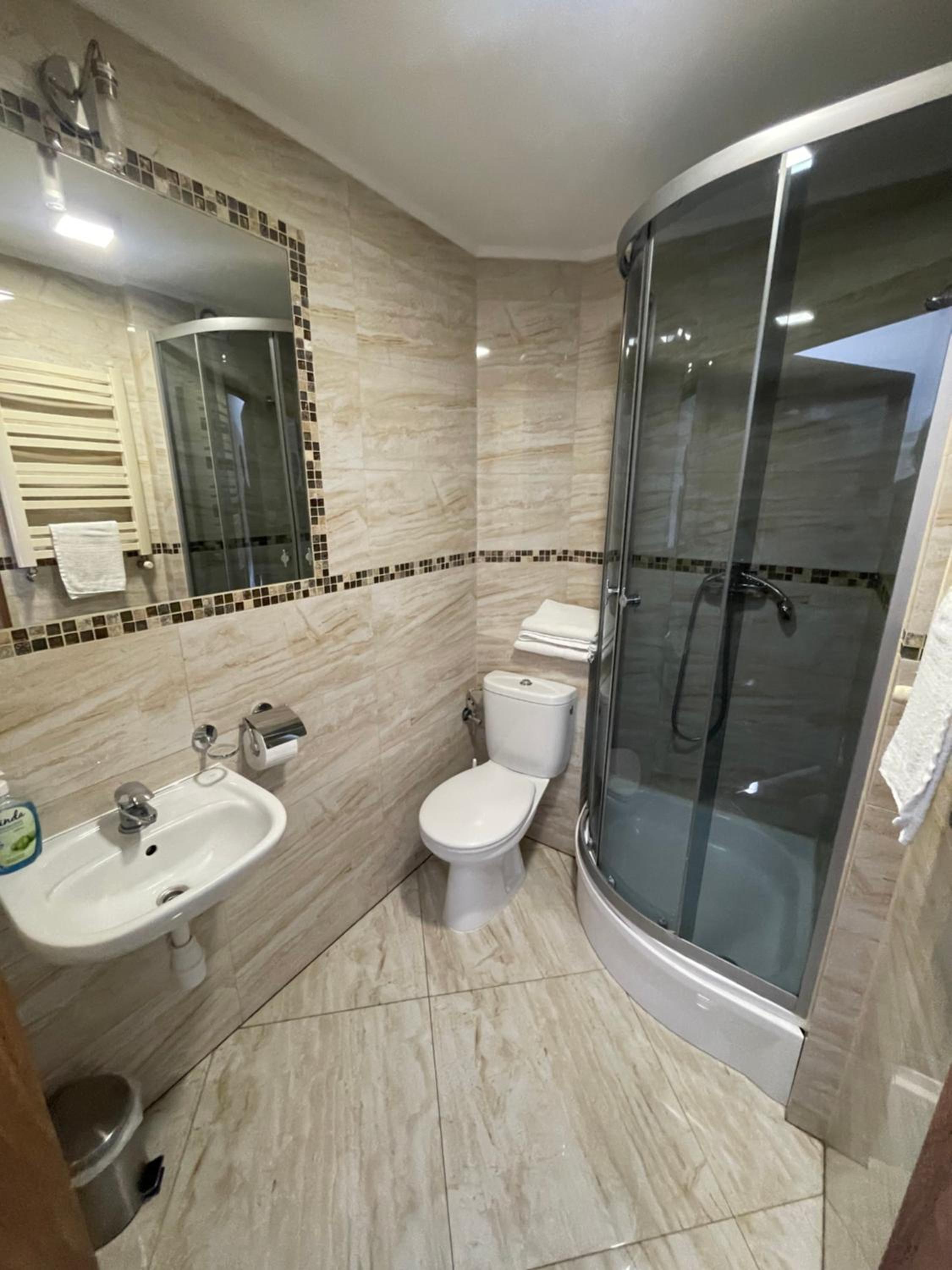 Double or Twin Room photo 2