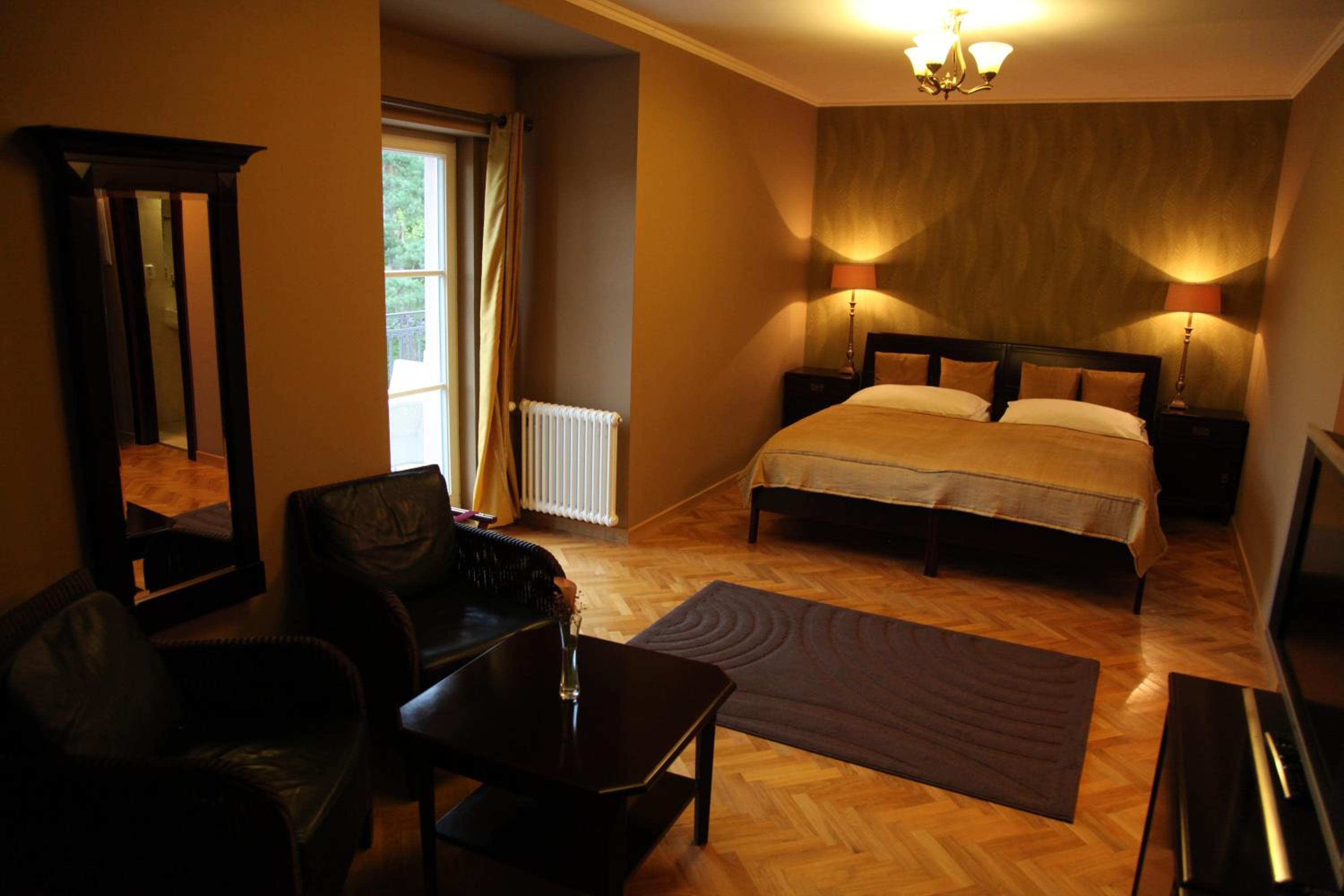 Superior Double or Twin Room with Terrace photo 2