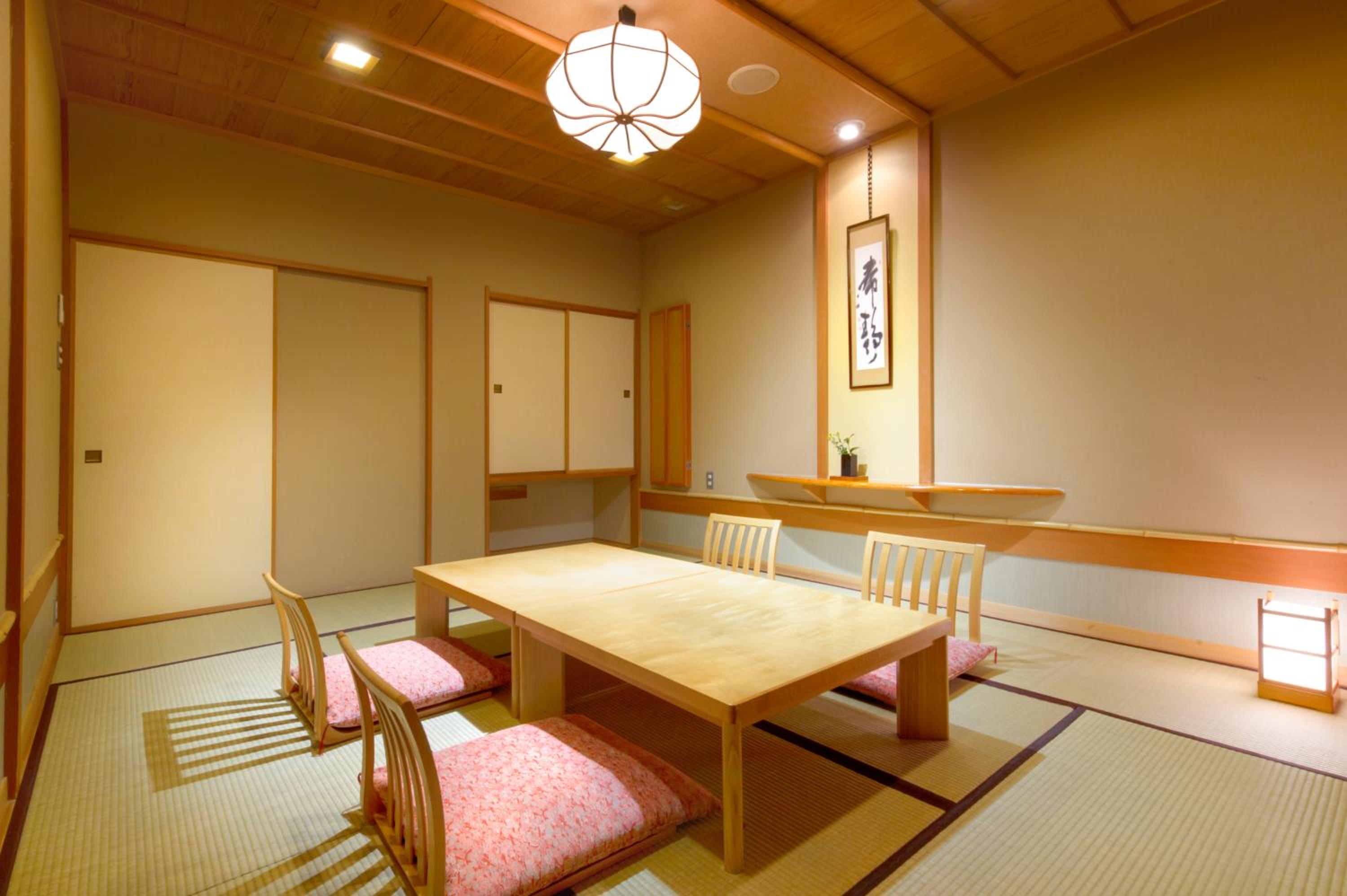 Japanese Style Room with Open-Air bath with Lake Side - Non-Smoking (2 adults) - Exterior Wall under Construction (Adult only)
