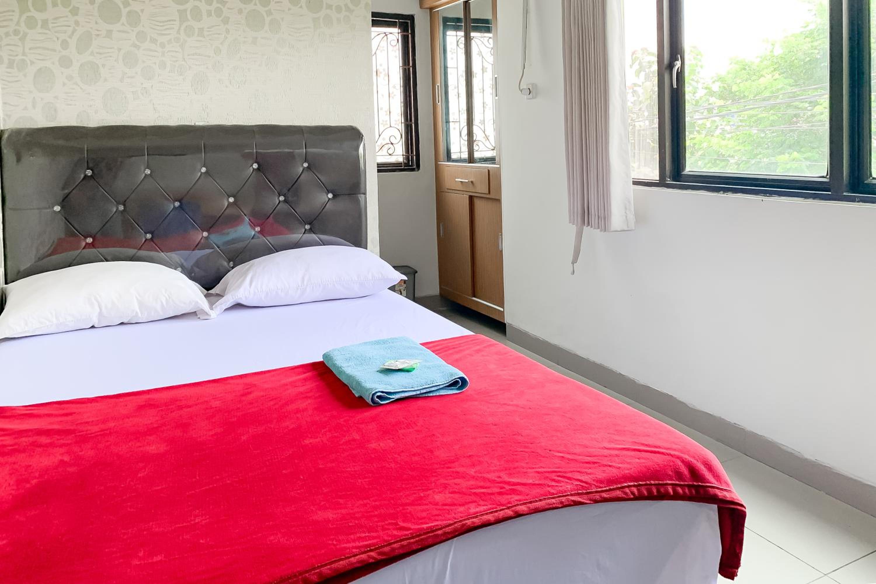 Deluxe Room - Photo 1