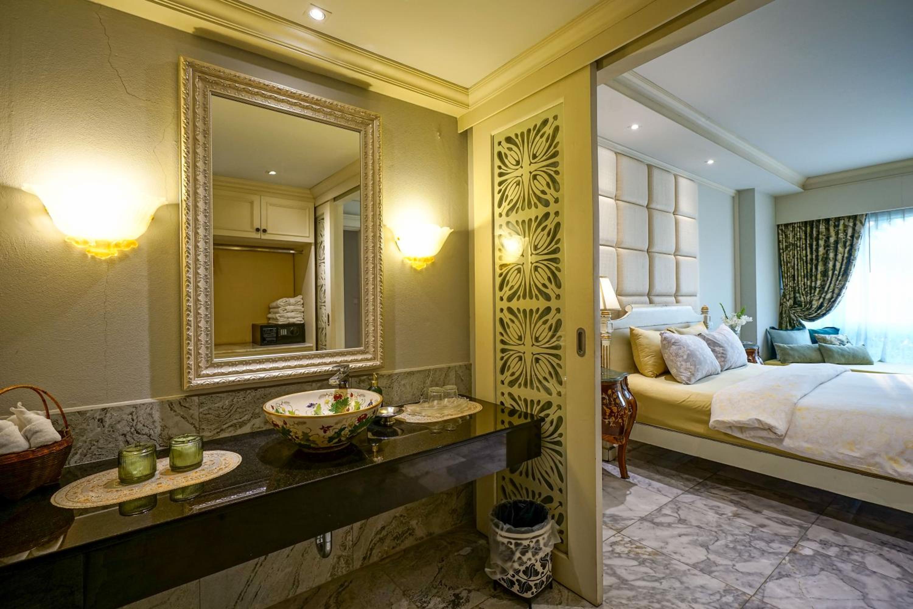 Family Suite - Photo 5