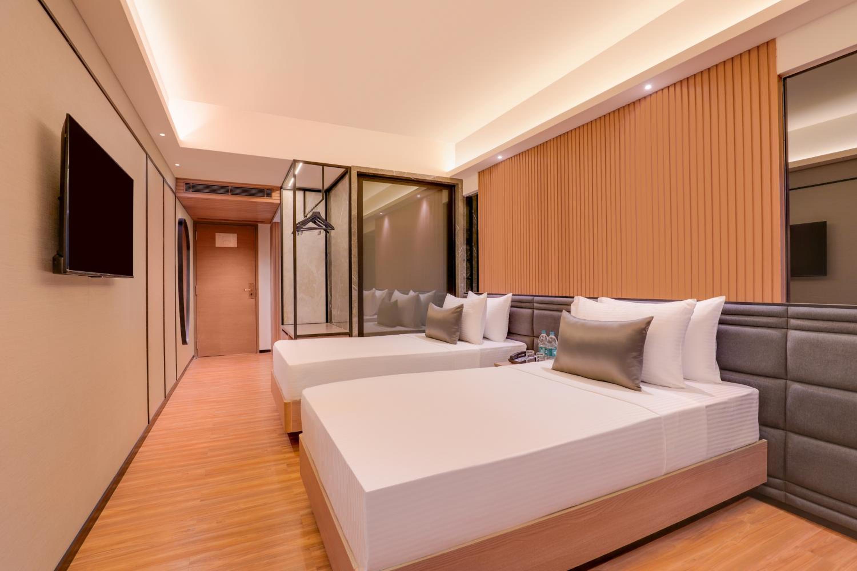 Deluxe Twin Room  (10% Discount on Laundry service) - Photo 2
