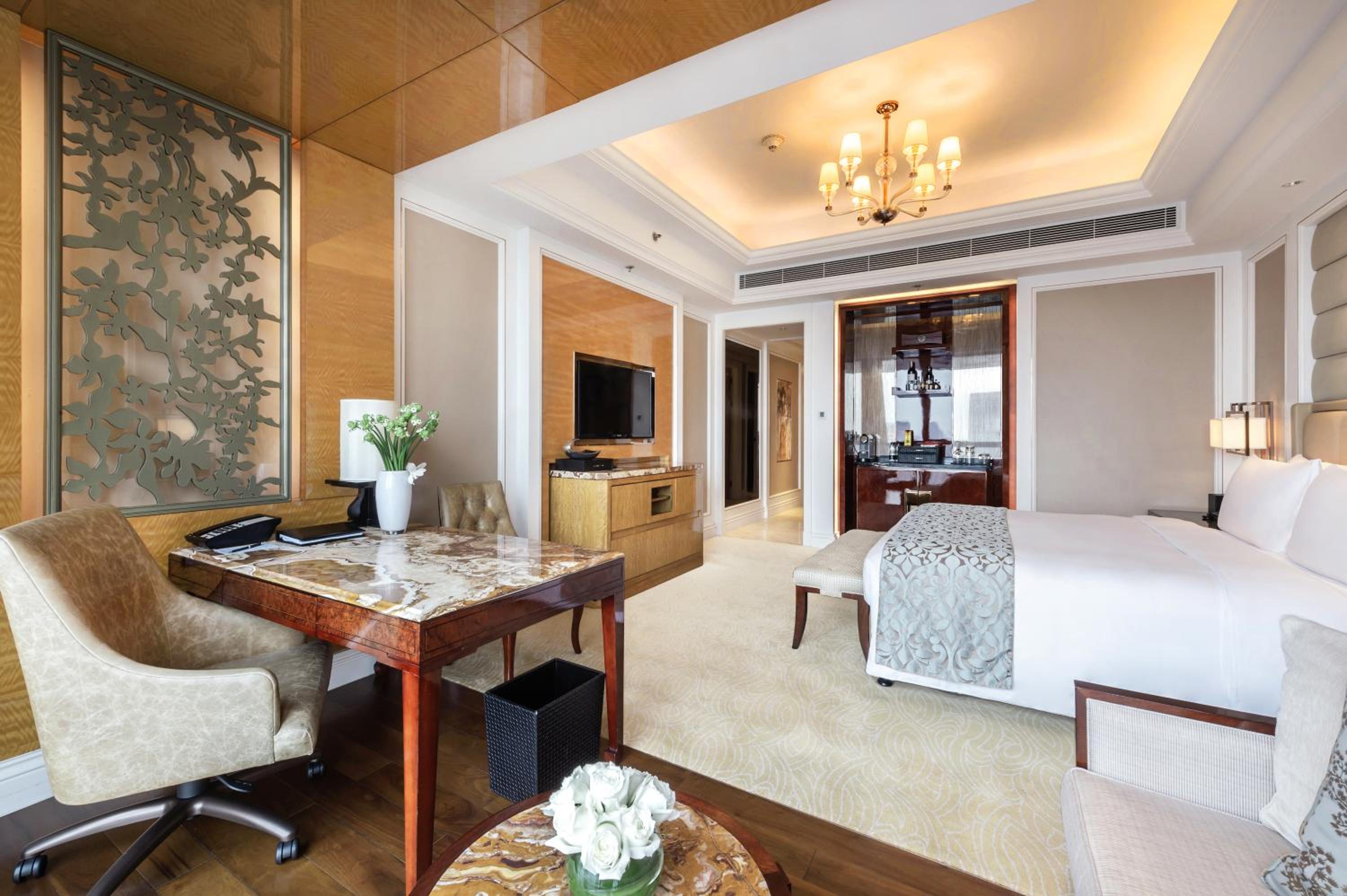 Premier King Room