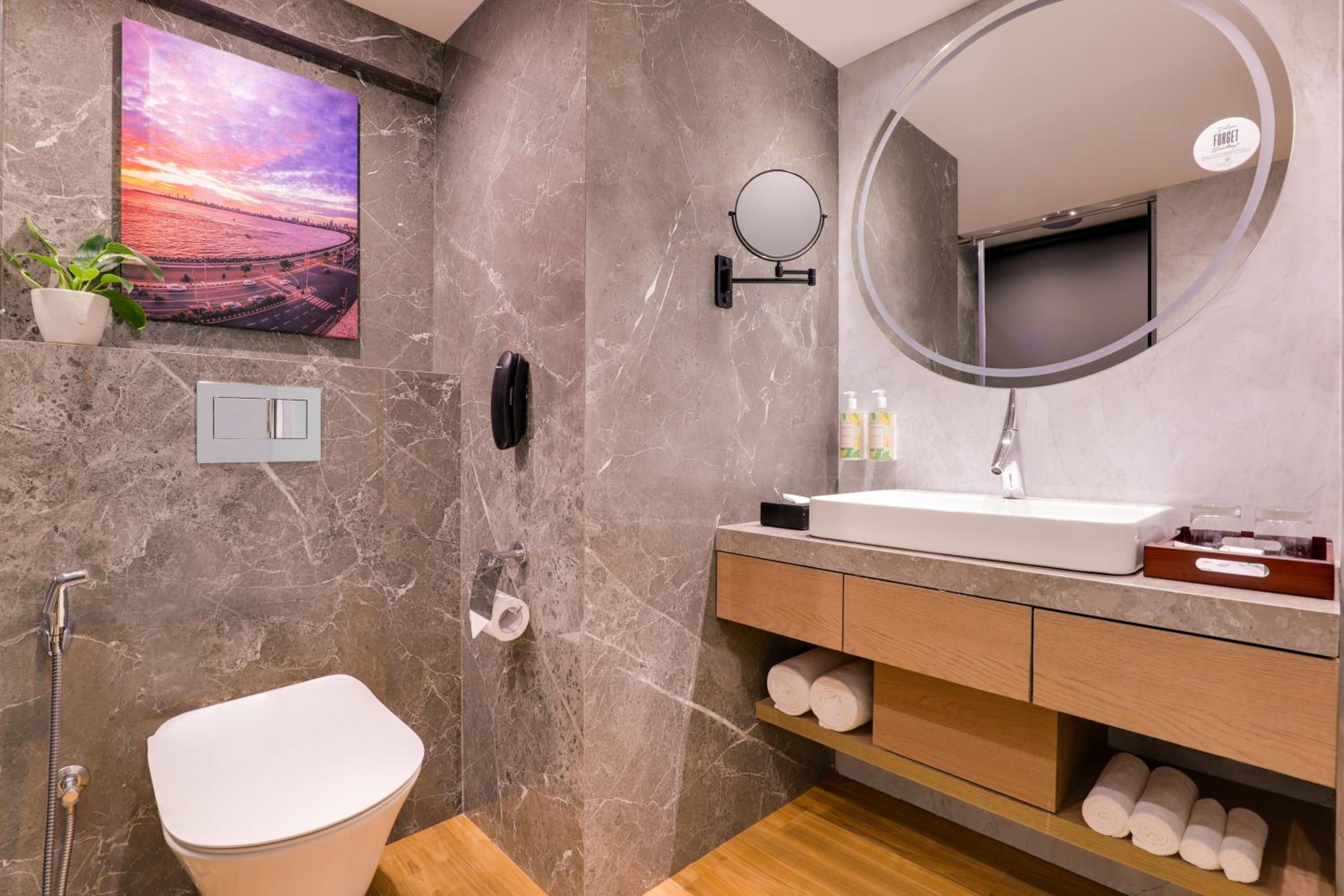 Executive Queen Room  (10% Discount on Laundry service) - Photo 3