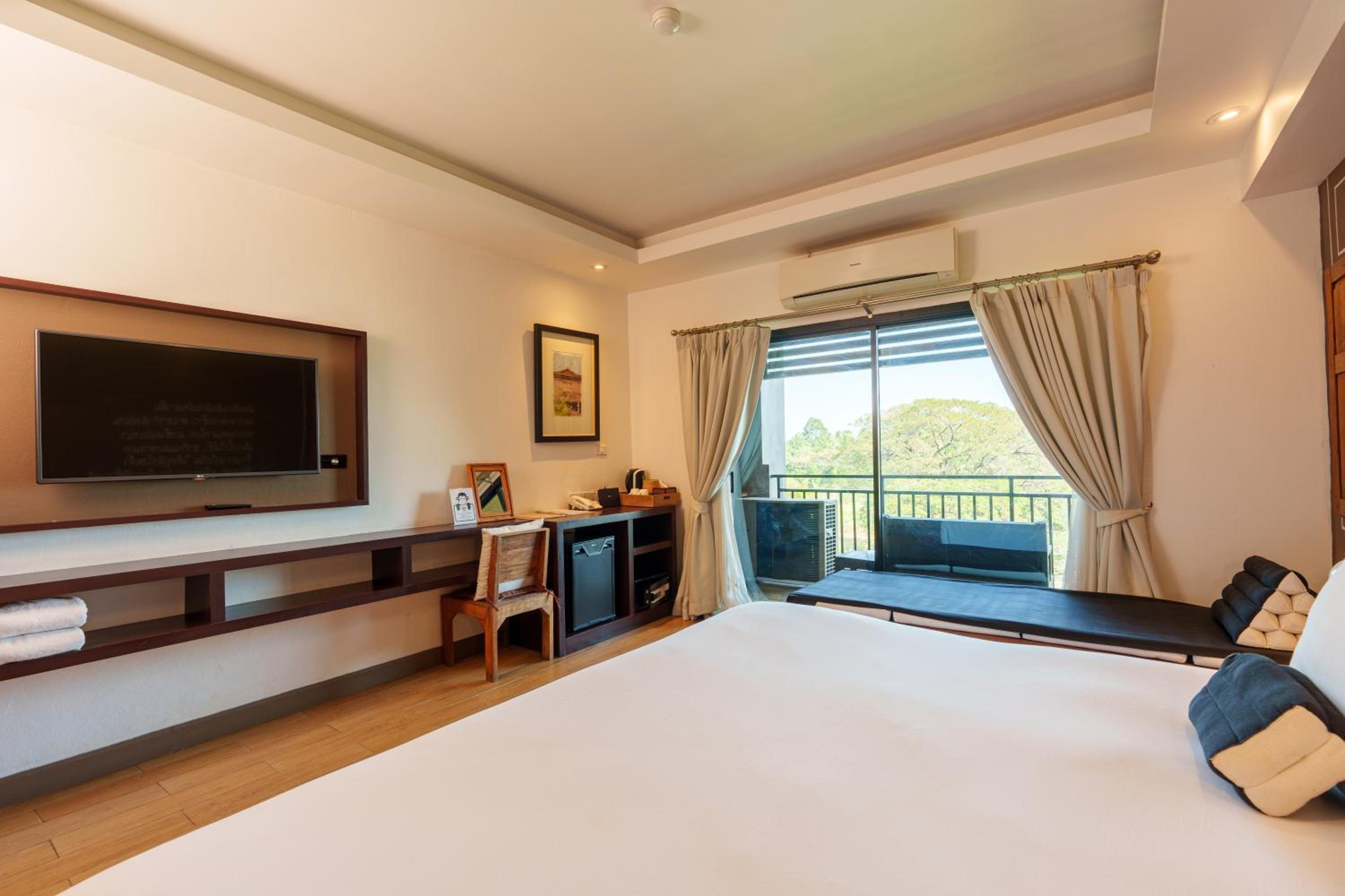 Double Room with Lake View photo 3