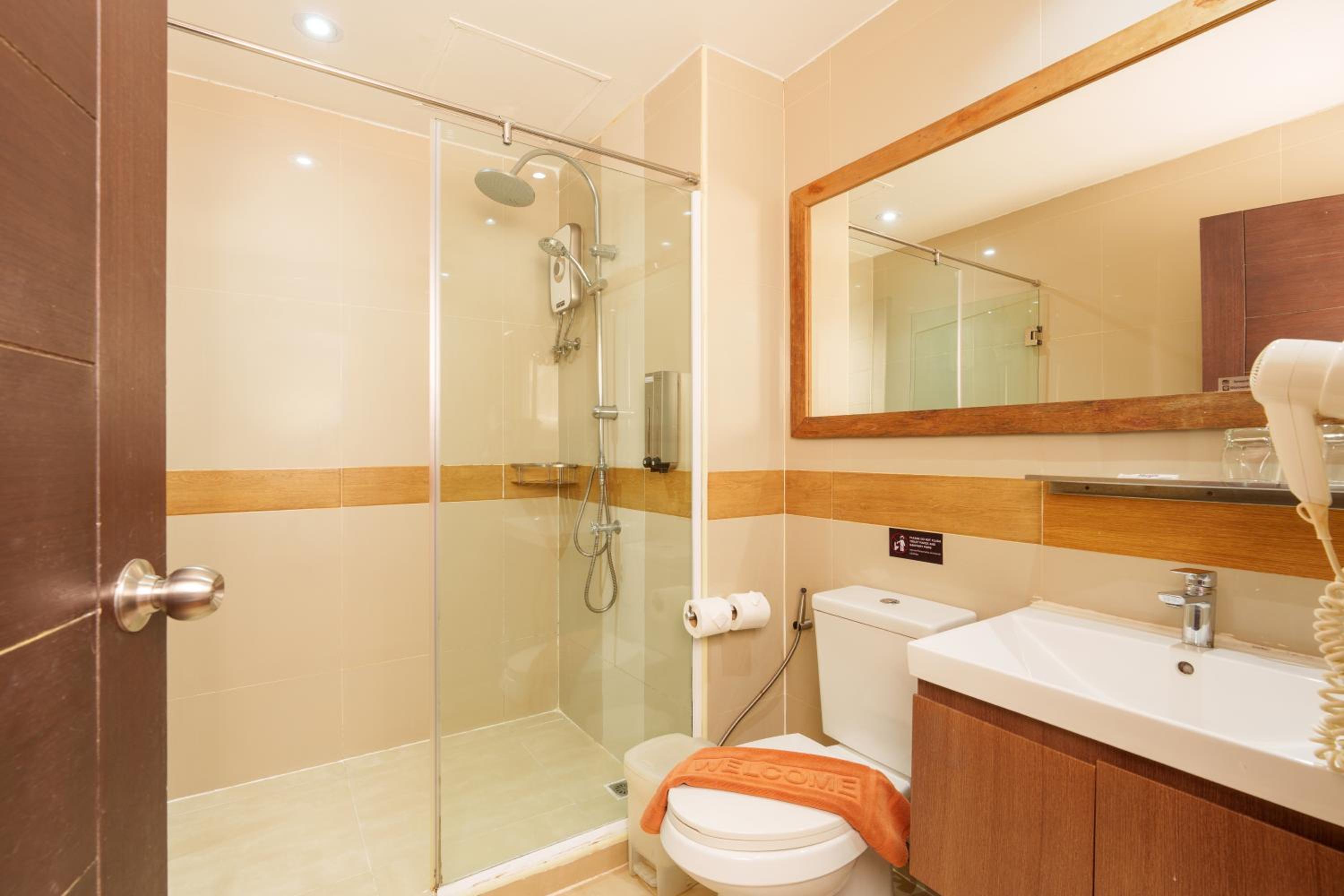 Deluxe Twin Room photo 3