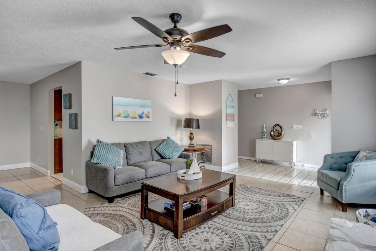 Apartment photo 2