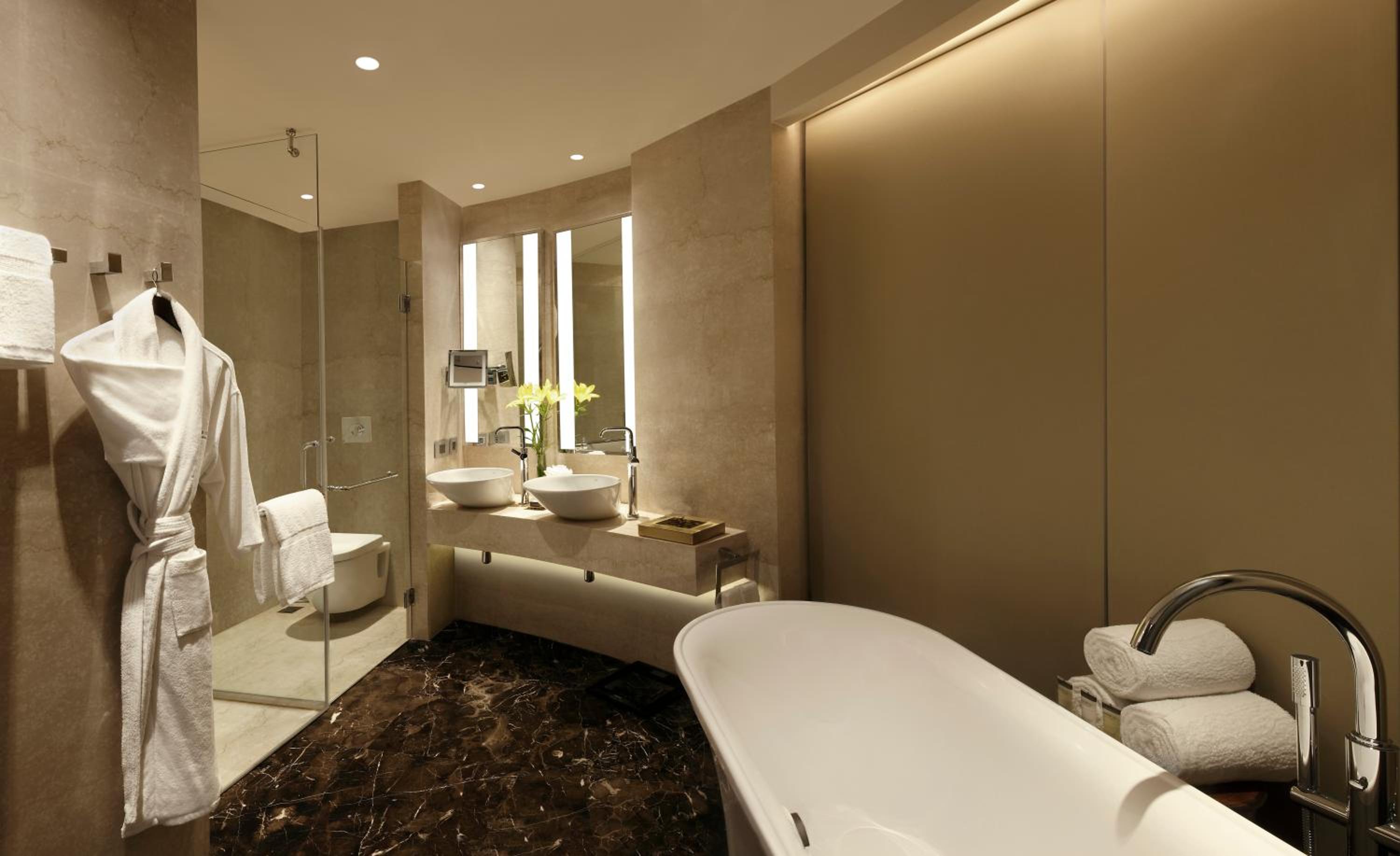 Presidential King Suite with Airport View and 20% discount on food, beverages, spa and laundry | Complimentary one way airport transfer | Lounge access and cocktail hours