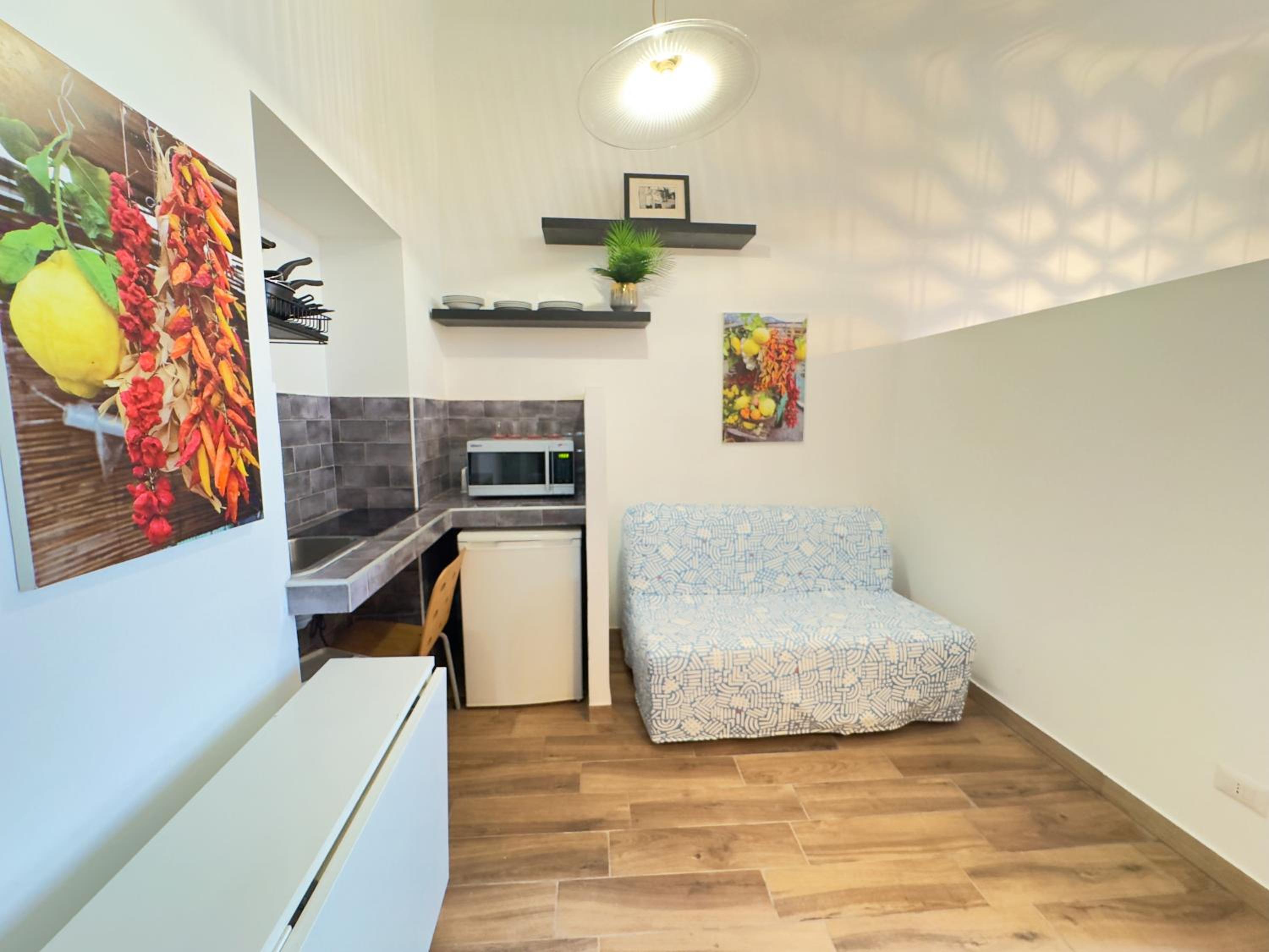 One-Bedroom Apartment