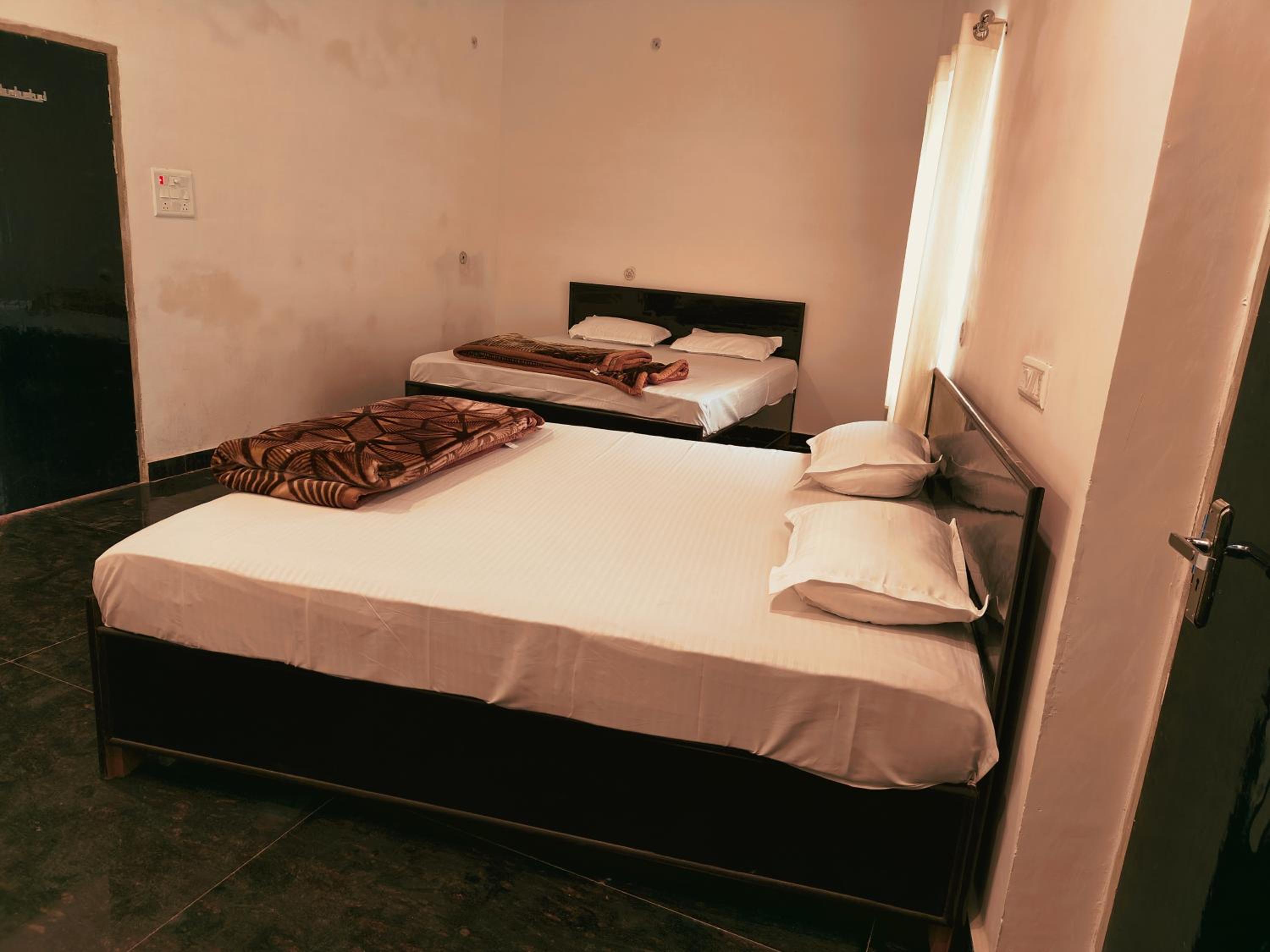 Deluxe Double Room With Two Double Beds