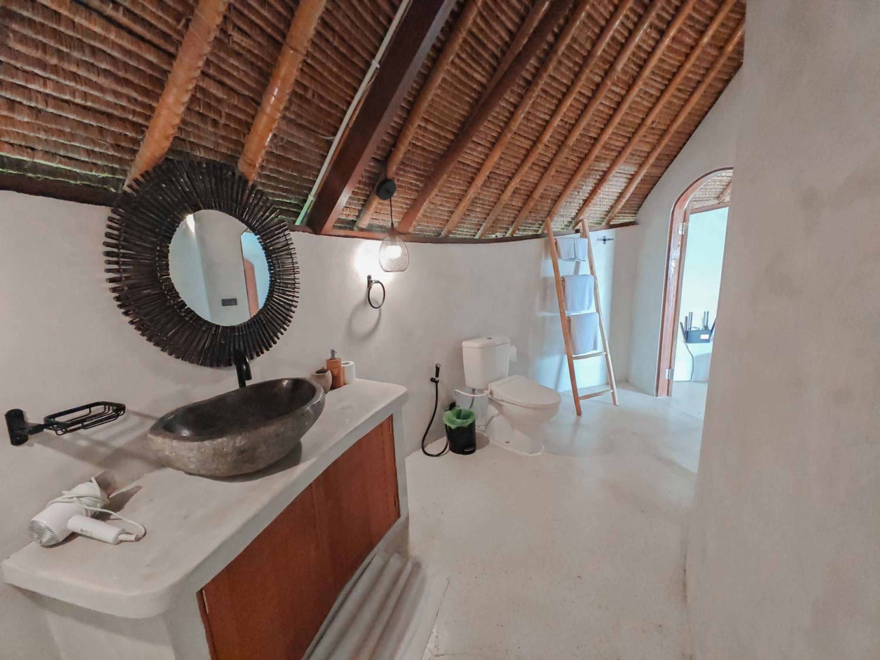 Two-Bedroom Villa - Photo 32