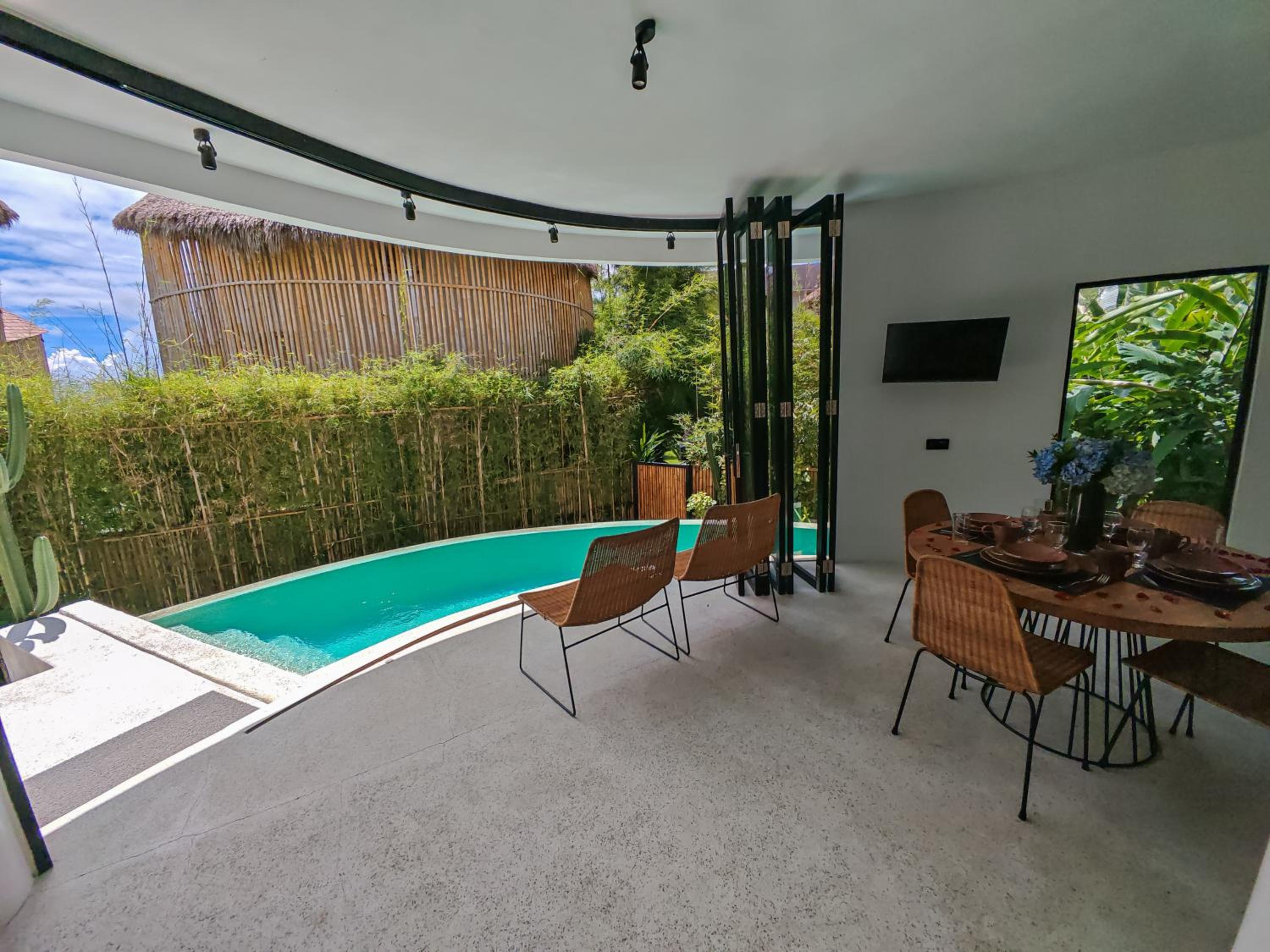 Two-Bedroom Villa - Photo 11